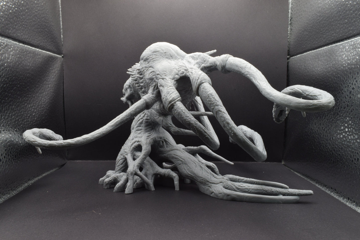 Gears Of War Lambent Brumak Ot Miniature - TheSTLSmith - 3D Printed with high quality resin for Skirmish/D&D games