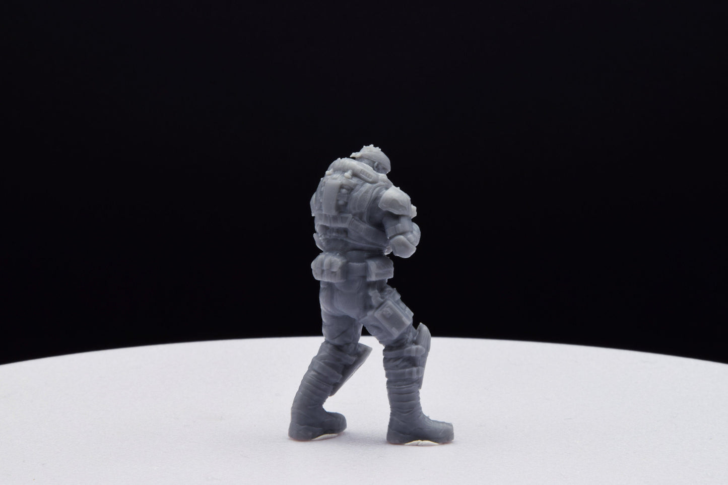 Gears Of War COG Marcus Old Miniature - TheSTLSmith - 3D Printed with high quality resin for Skirmish/D&D games