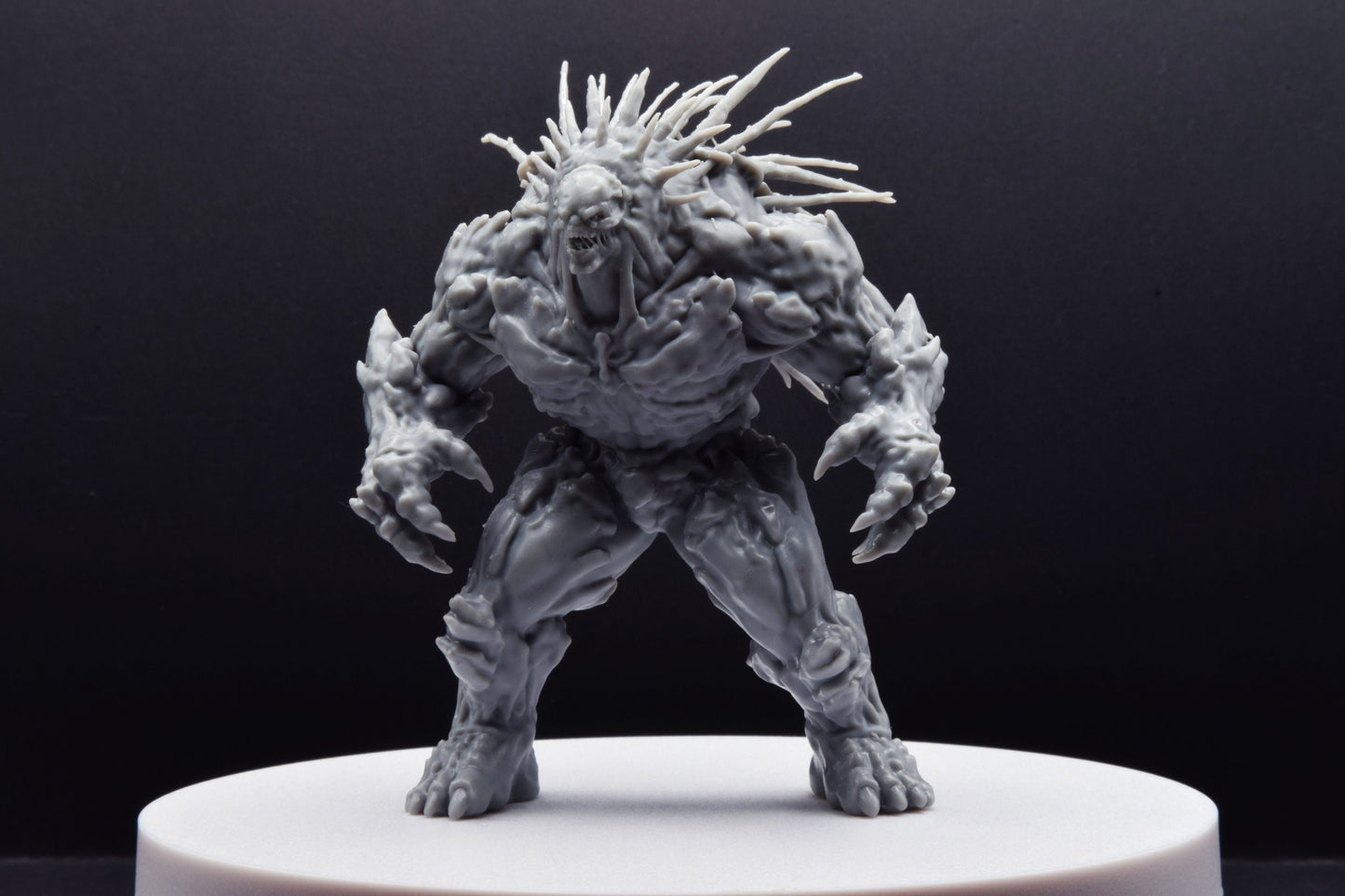Gears Of War Matriarch Boss Miniature - GameQraft - 3D Printed with high quality resin for Skirmish/D&D games
