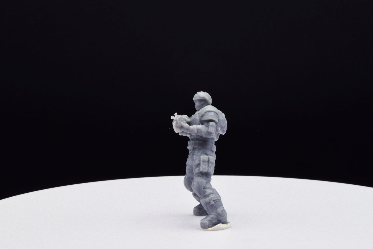 Gears Of War Benjamin Carmine Ot Miniature - TheSTLSmith - 3D Printed with high quality resin for Skirmish/D&D games