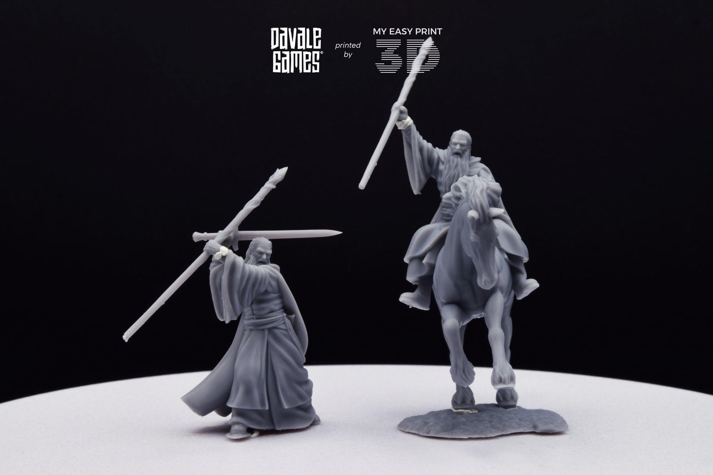Gaënale the Mage White Light - Foot and Mounted - Davale Games - 3D Printed with high quality resin for LOTR/D&D games