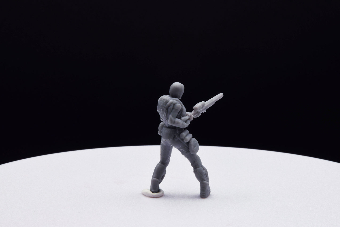 Gears Of War Anya Stroud Summer Ot Miniature - TheSTLSmith - 3D Printed with high quality resin for Skirmish/D&D games