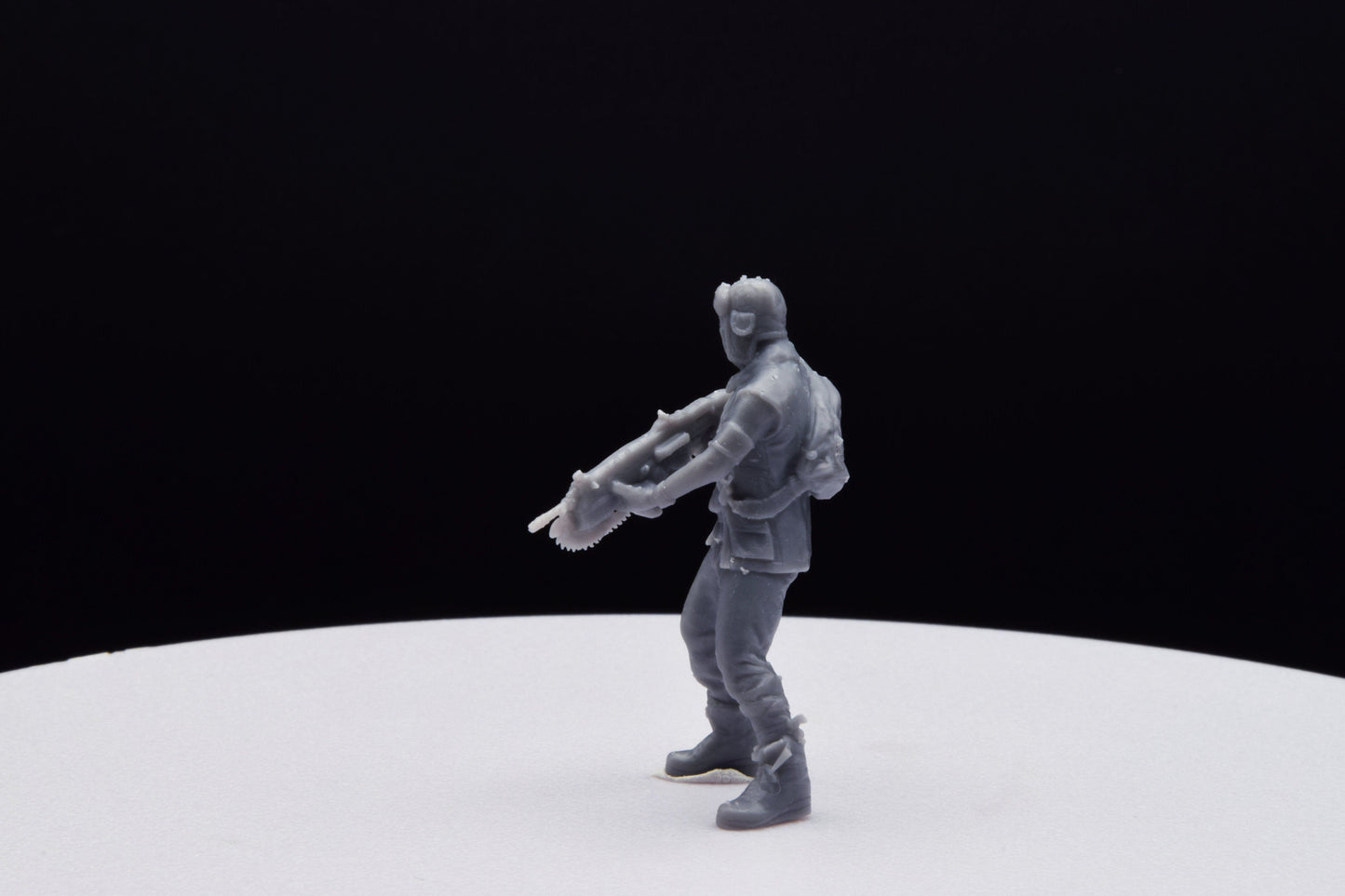 Gears Of War Gary Carmine Miniature - TheSTLSmith - 3D Printed with high quality resin for Skirmish/D&D games