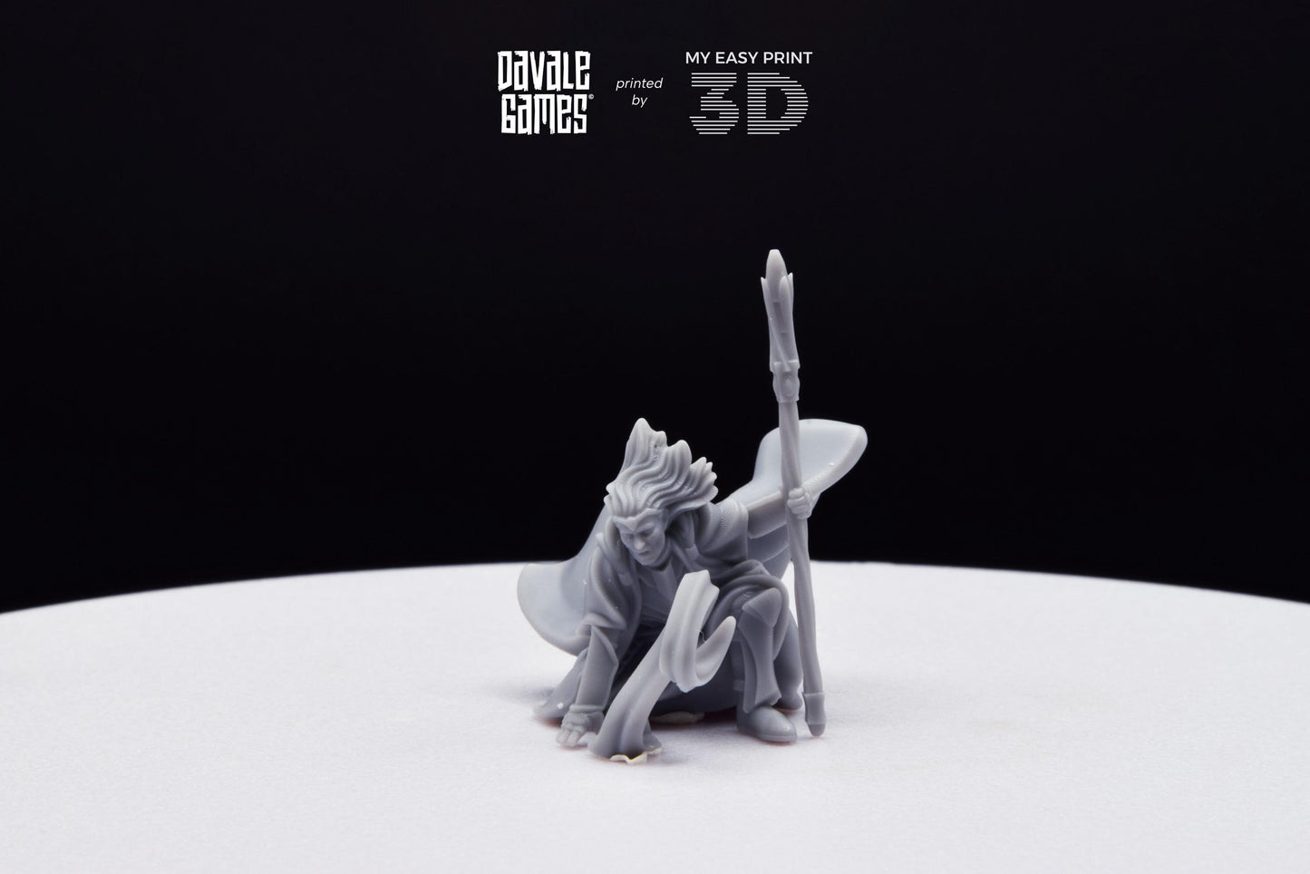 Bloody Storm Wizard - Davale Games - 3D Printed with high quality resin for LOTR/D&D games