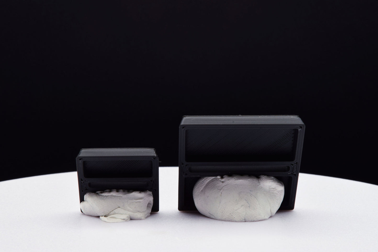 Slotted Square Bases for Miniatures (Parallel) - 20mm 25mm 30mm - 3D Printed with high quality PLA+ for Tabletop Games/Wargames/D&D games