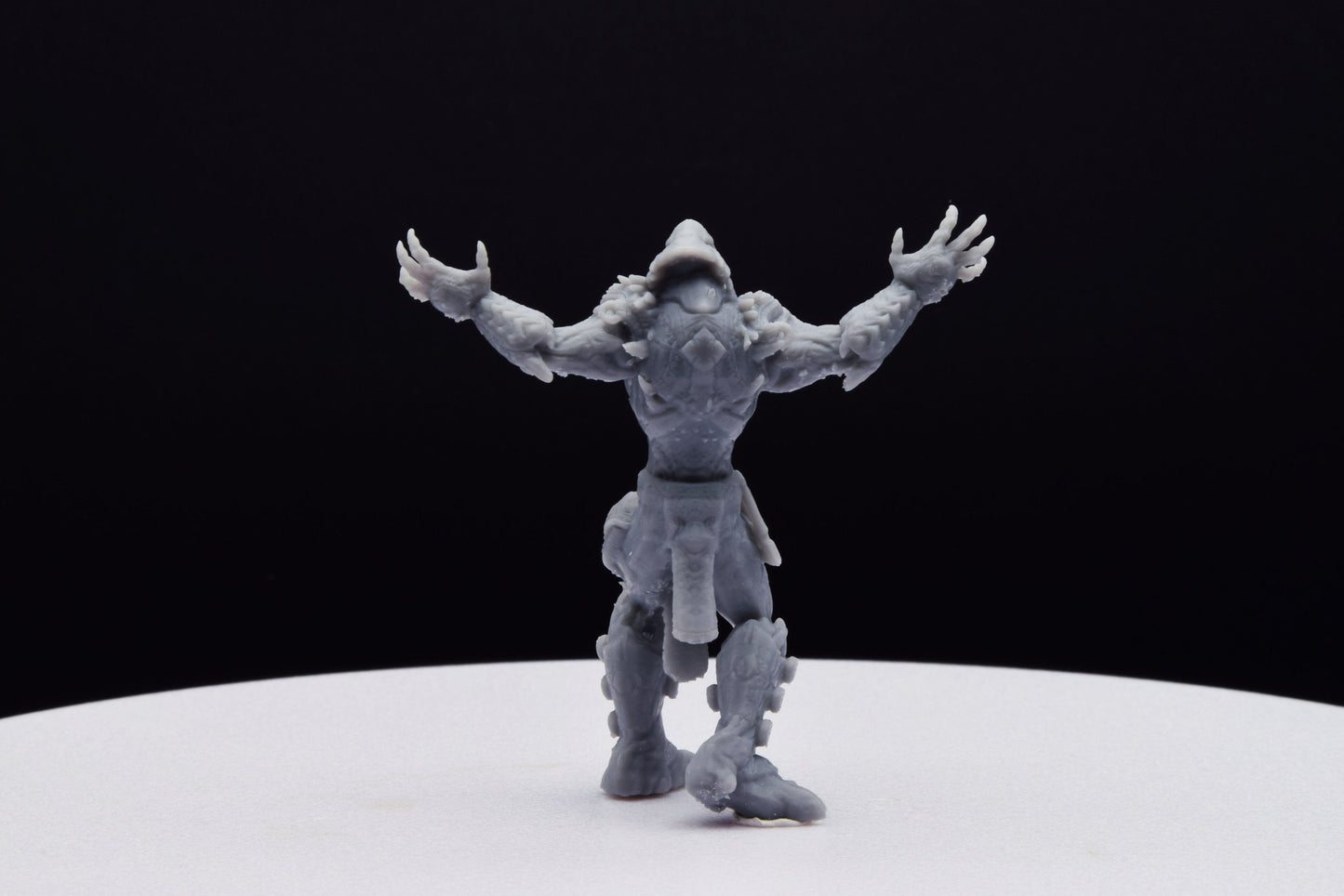 Gears Of War Kantus Shaman Ot Miniature - TheSTLSmith - 3D Printed with high quality resin for Skirmish/D&D games