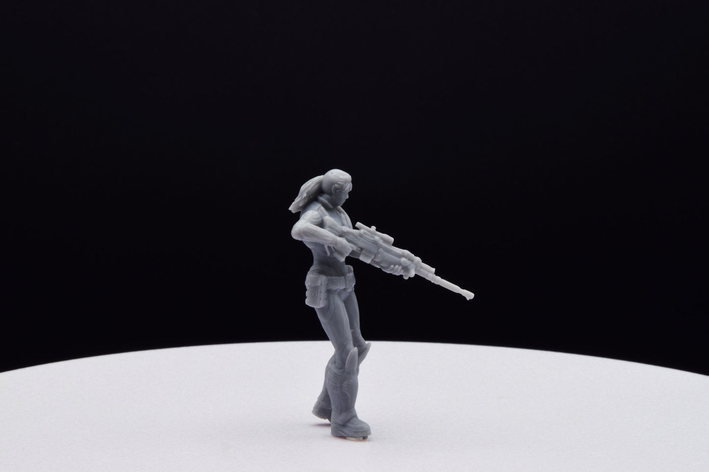 Gears Of War Sofia Hendrik Ot Miniature - TheSTLSmith - 3D Printed with high quality resin for Skirmish/D&D games