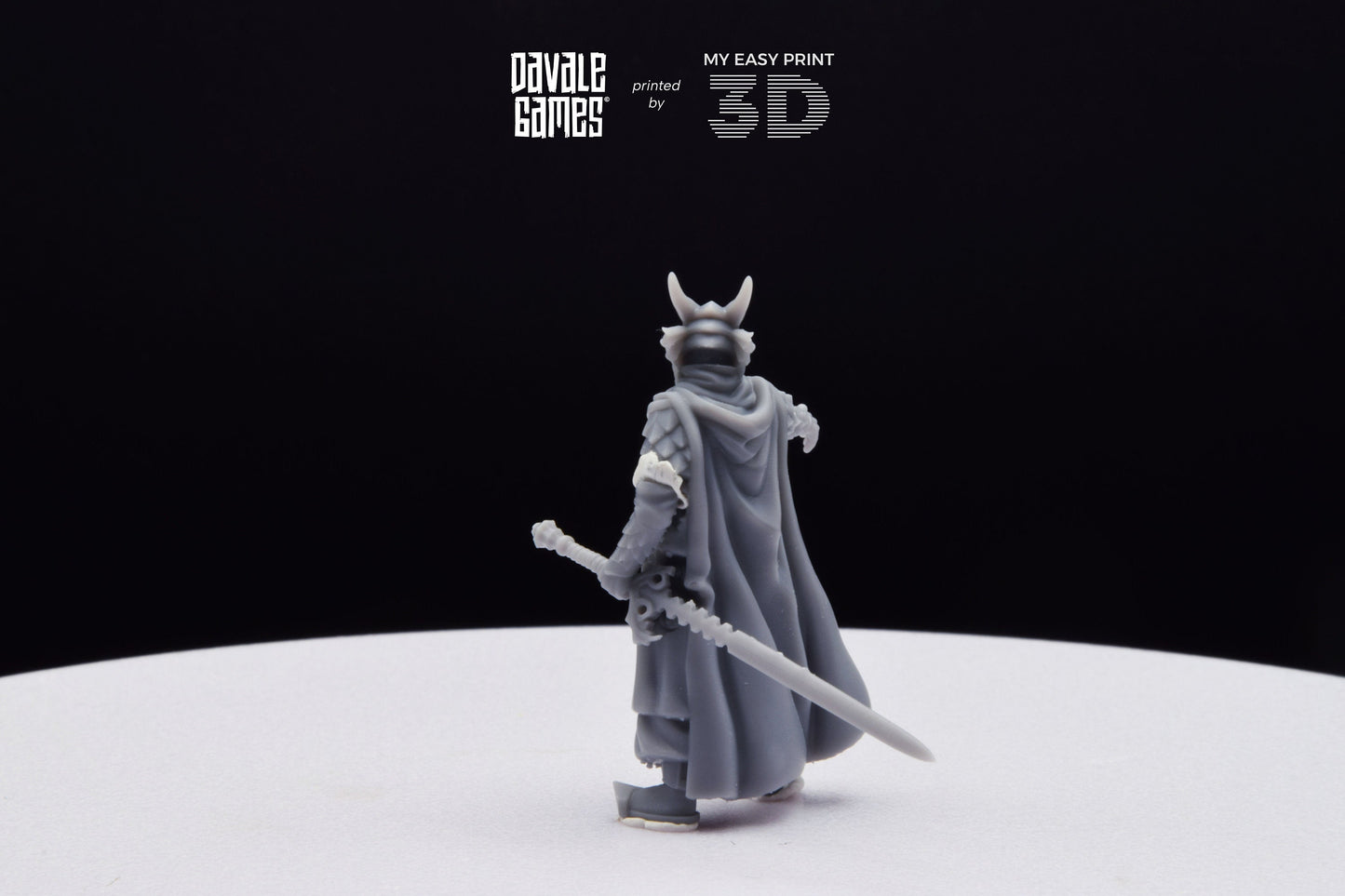 Dragon Army Dark Mage - Davale Games - 3D Printed with high quality resin for LOTR/D&D games