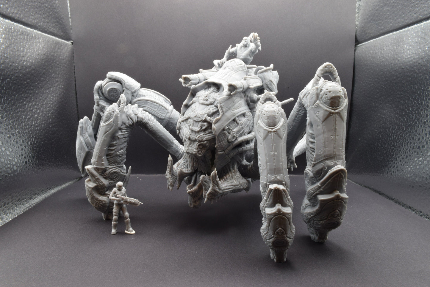 Gears Of War Karn on Shibboleth Ot Miniature - TheSTLSmith - 3D Printed with high quality resin for Skirmish/D&D games