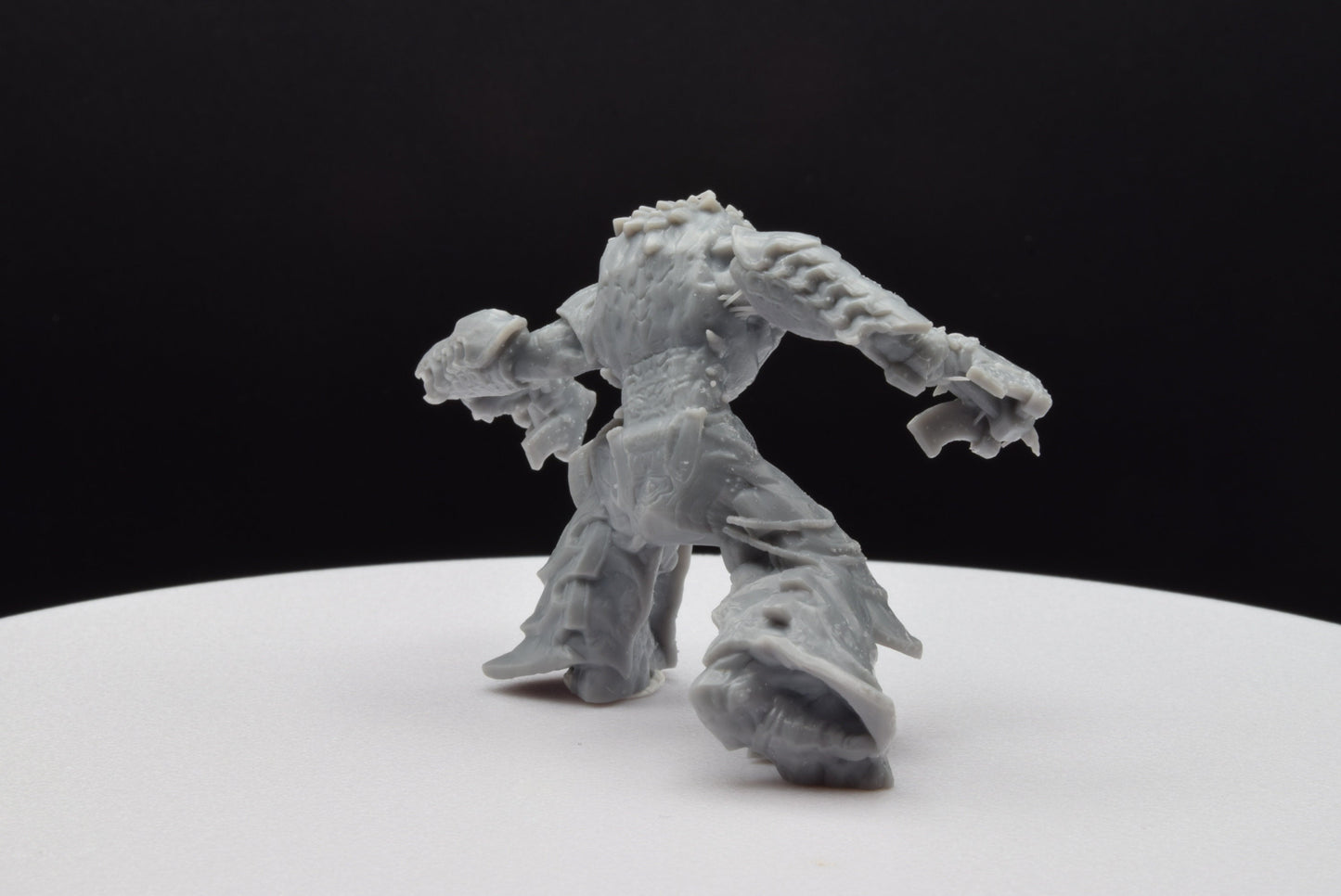Gears Of War Kantus Armoured Ot Miniature - TheSTLSmith - 3D Printed with high quality resin for Skirmish/D&D games