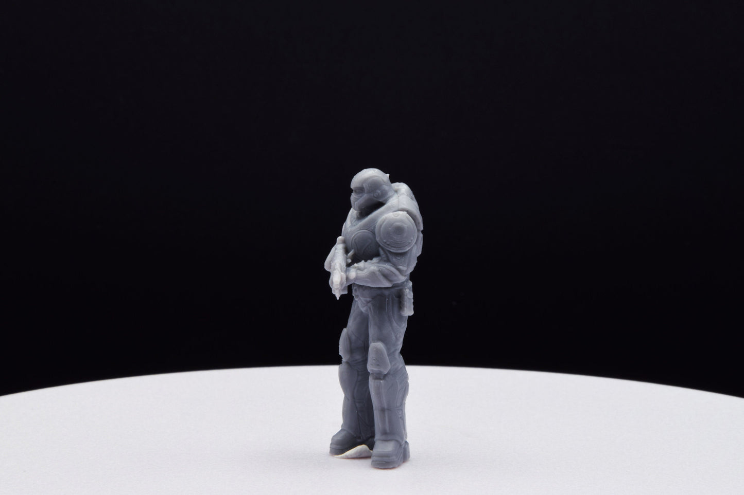 Gears Of War Onyx Guard Male Ot Miniature - TheSTLSmith - 3D Printed with high quality resin for Skirmish/D&D games