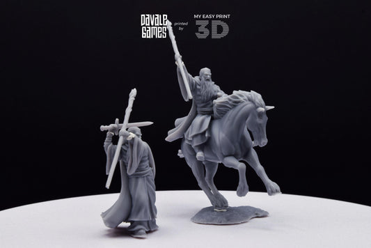 Gaënale the Mage White Light - Foot and Mounted - Davale Games - 3D Printed with high quality resin for LOTR/D&D games