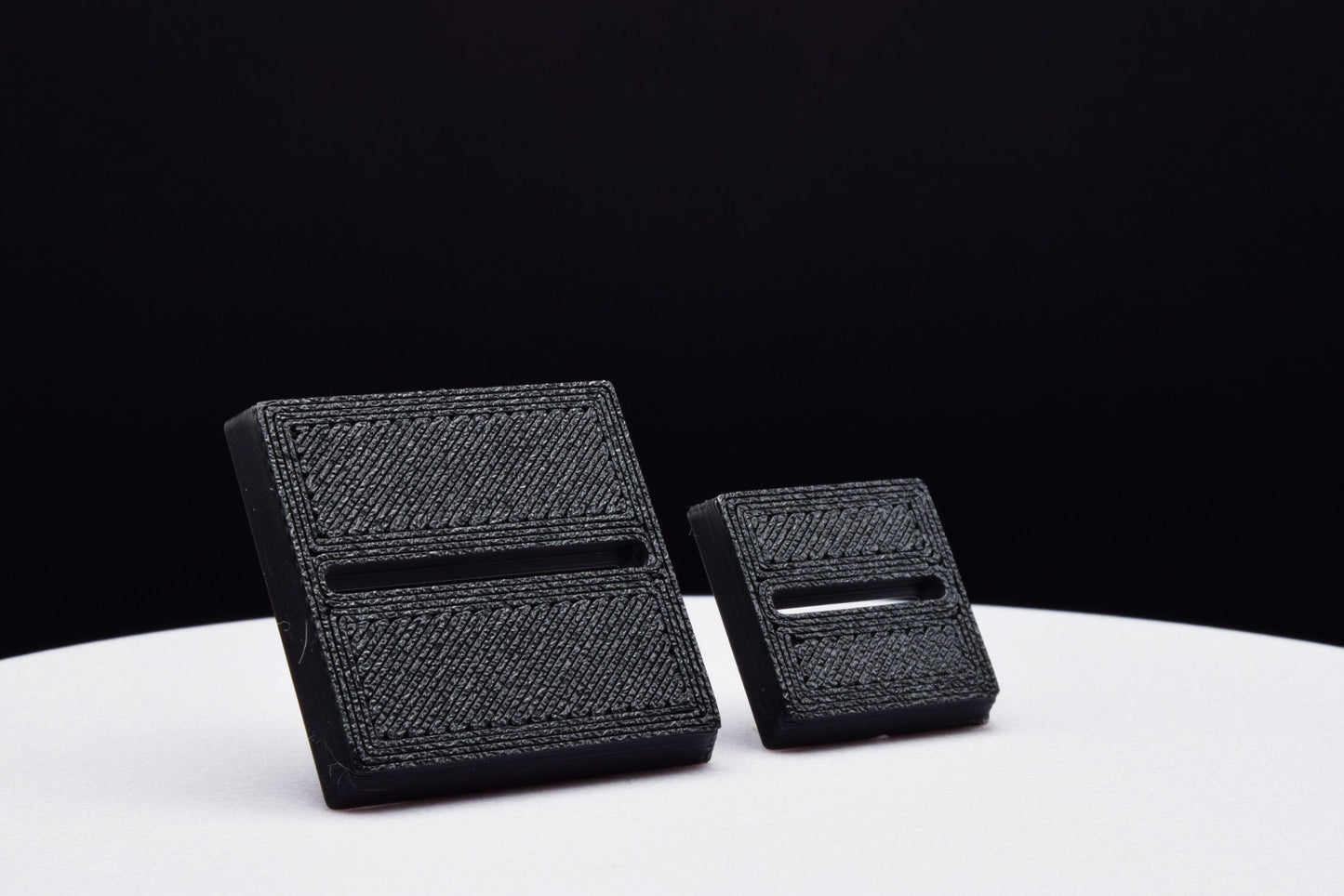 Slotted Square Bases for Miniatures (Parallel) - 20mm 25mm 30mm - 3D Printed with high quality PLA+ for Tabletop Games/Wargames/D&D games
