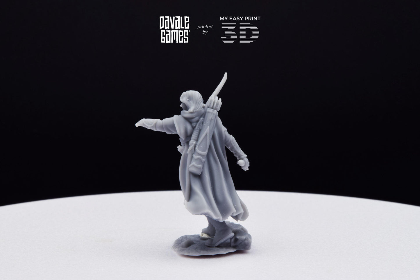 Madir, Captain of Rangers - Grey Castle - Davale Games - 3D Printed with high quality resin for LOTR/D&D games