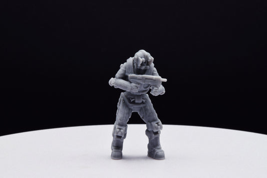 Gears Of War DeeBee Shepherd Miniature - TheSTLSmith - 3D Printed with high quality resin for Skirmish/D&D games