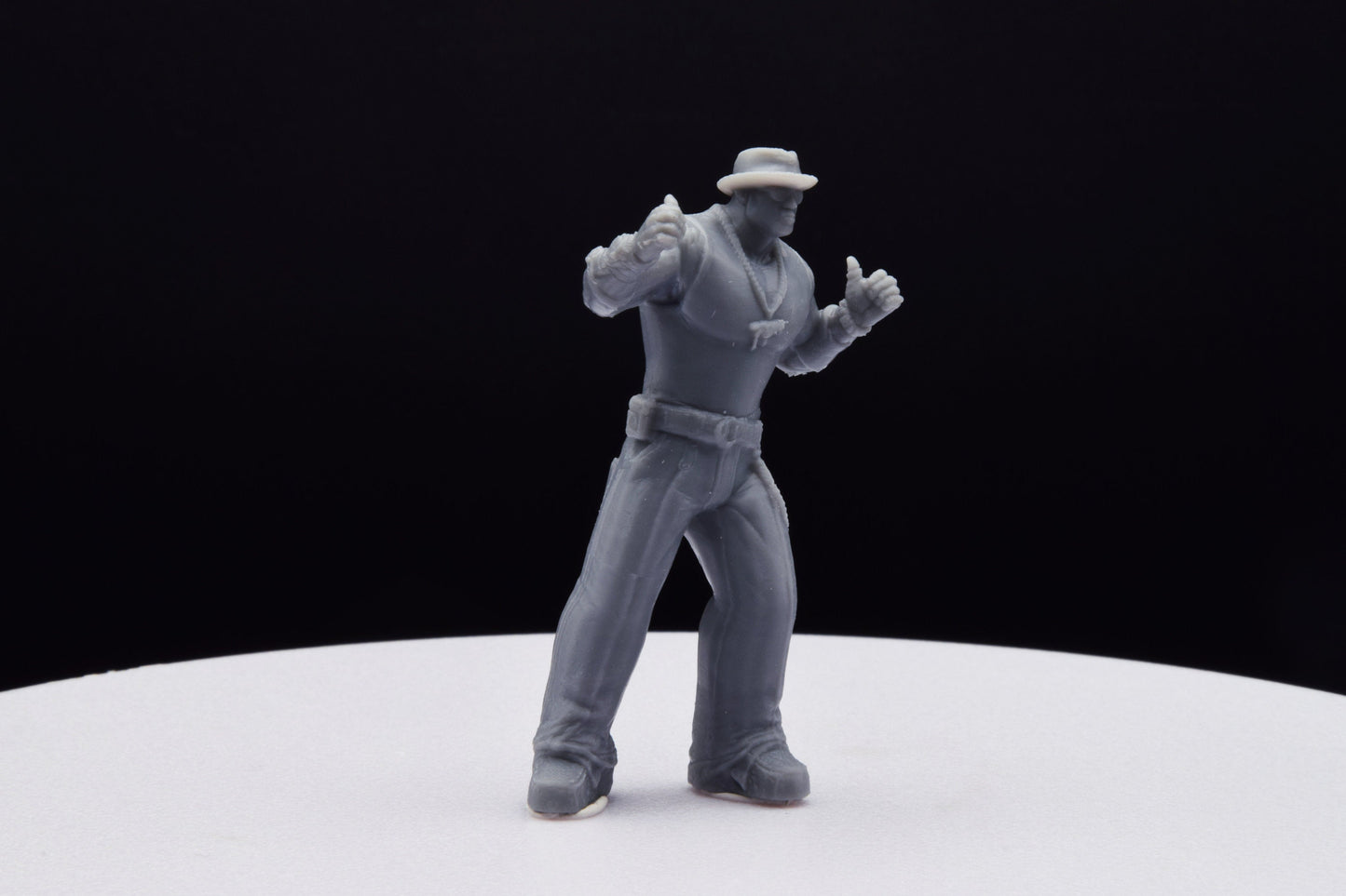Gears Of War Augustus Cole Civilian Ot Miniature - TheSTLSmith - 3D Printed with high quality resin for Skirmish/D&D games