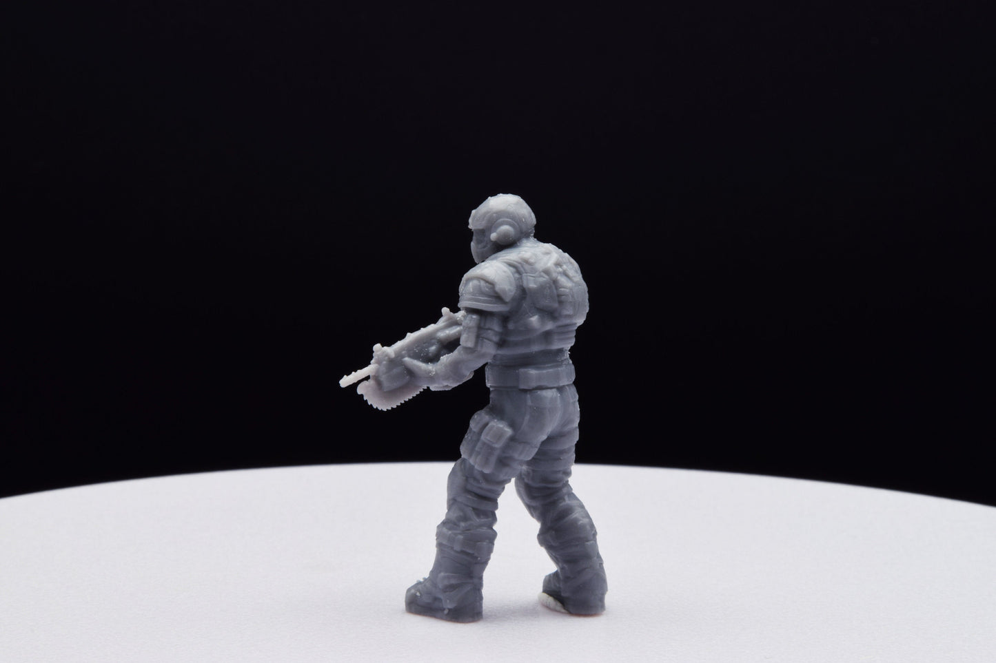 Gears Of War COG Soldier Winter Male Miniature - TheSTLSmith - 3D Printed with high quality resin for Skirmish/D&D games