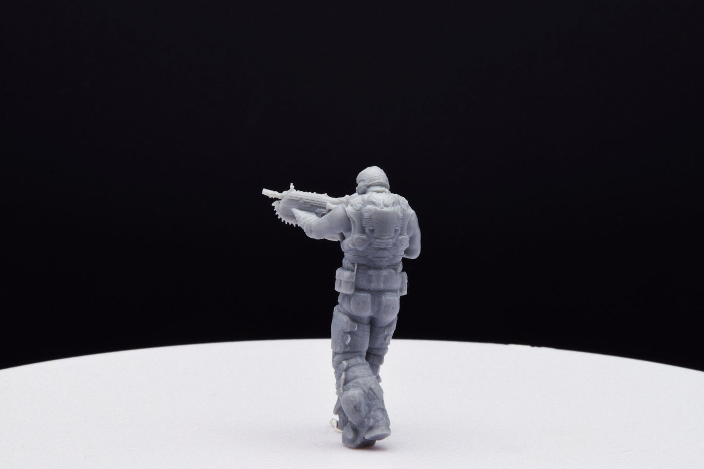 Gears Of War COG Soldier Summer Ot Miniature - TheSTLSmith - 3D Printed with high quality resin for Skirmish/D&D games