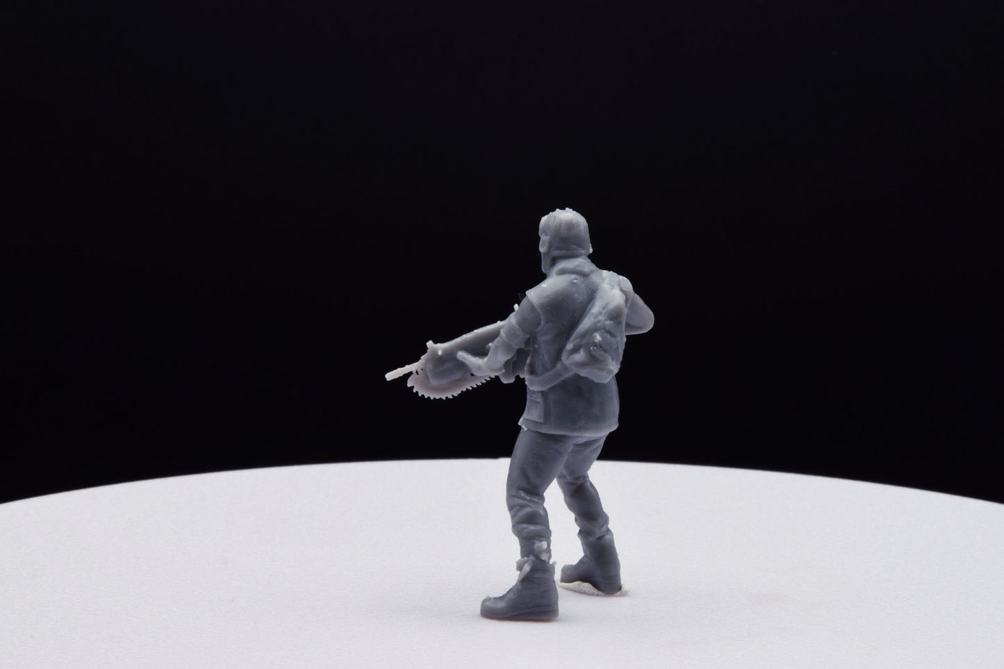 Gears Of War Gary Carmine Miniature - TheSTLSmith - 3D Printed with high quality resin for Skirmish/D&D games