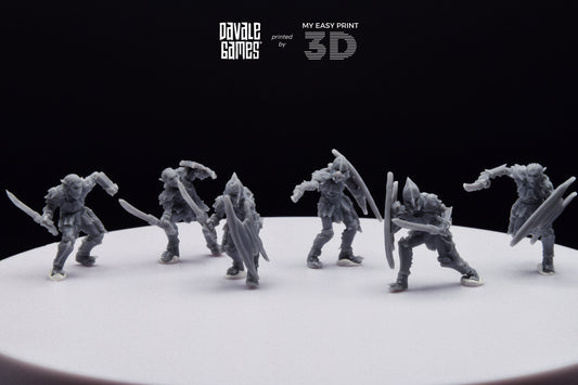 Goblin with Sword - Davale Games - 3D Printed with high quality resin for LOTR/D&D games