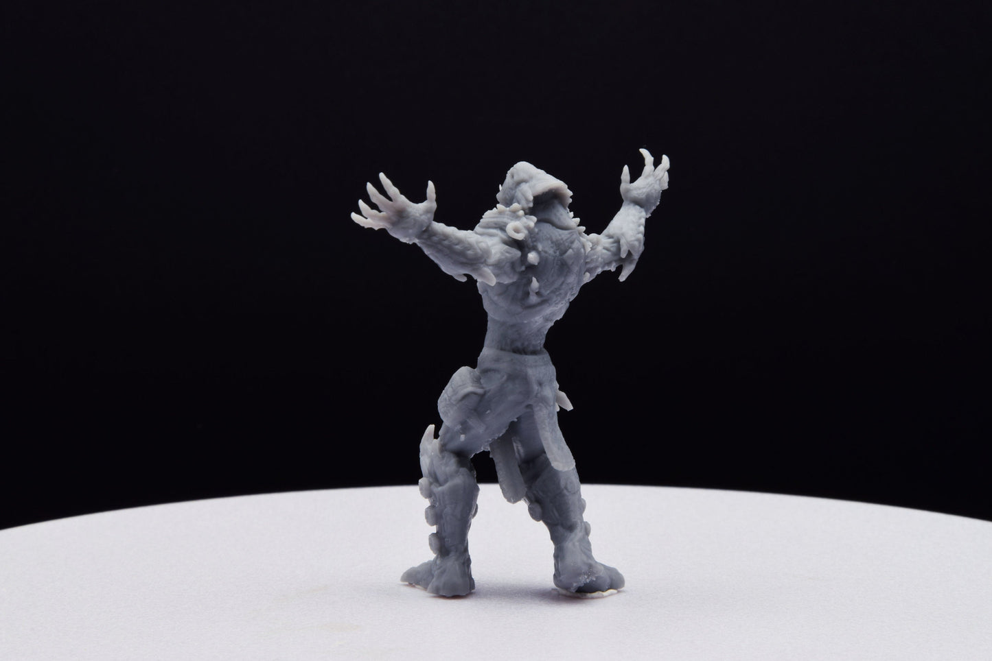 Gears Of War Kantus Shaman Ot Miniature - TheSTLSmith - 3D Printed with high quality resin for Skirmish/D&D games