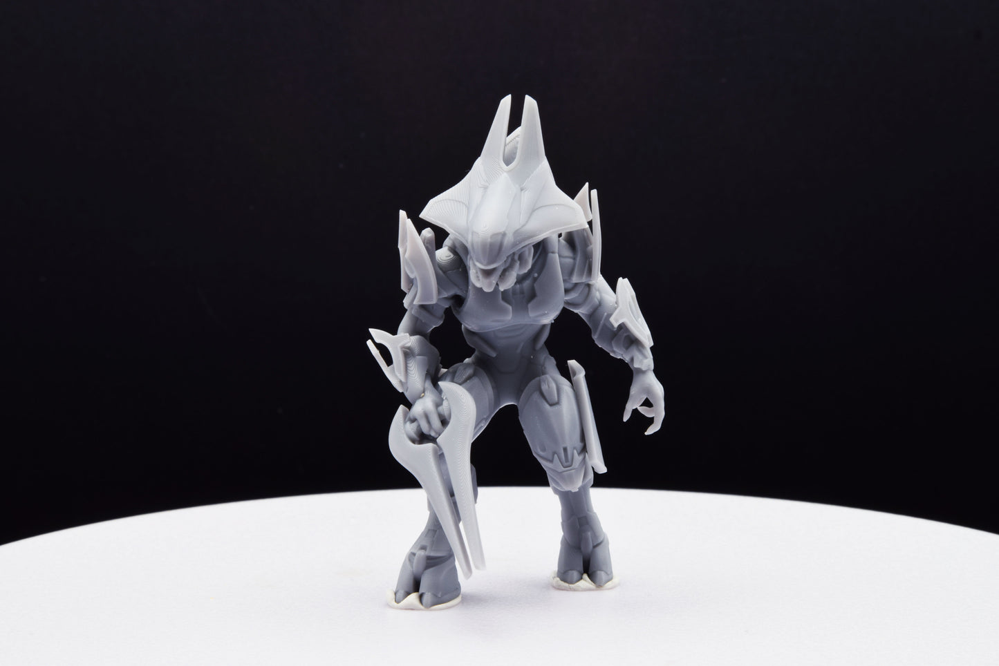 Halo Elite Councilor Honor Guard Miniature - 3D Printed with High Quality Resin for Wargame/Skirmish/D&D