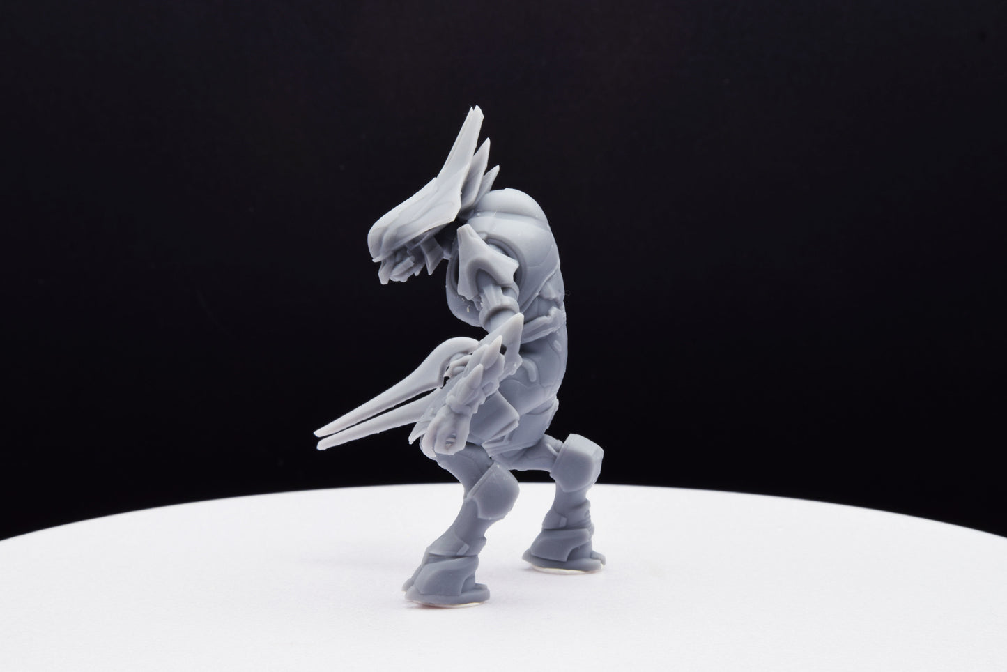 Halo Elite Councilor Miniature - 3D Printed with High Quality Resin for Wargame/Skirmish/D&D
