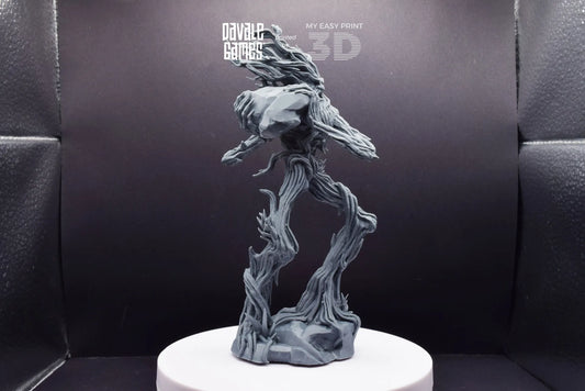 Tree Walker throwing rock - Davale Games - 3D Printed with high quality resin for LOTR/D&D games
