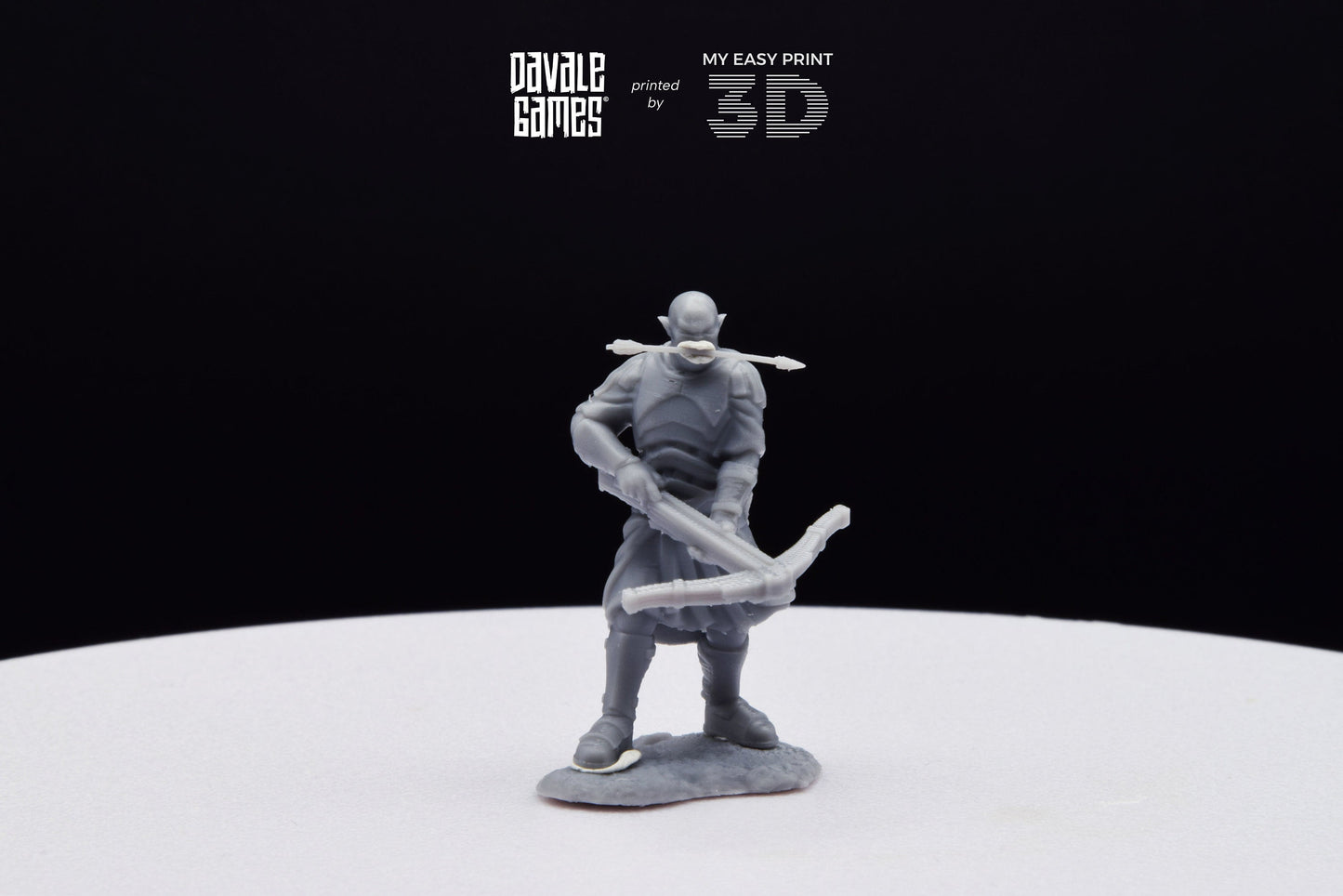 Blood-Handed Captain with Crossbow - Davale Games - 3D Printed with high quality resin for LOTR/D&D games