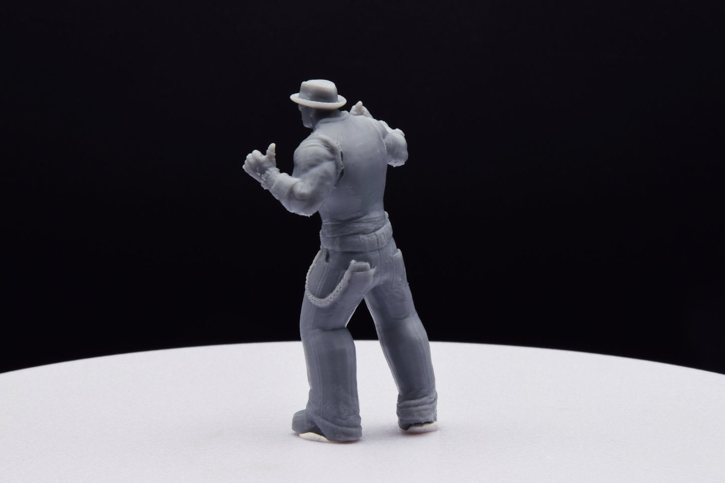 Gears Of War Augustus Cole Civilian Ot Miniature - TheSTLSmith - 3D Printed with high quality resin for Skirmish/D&D games