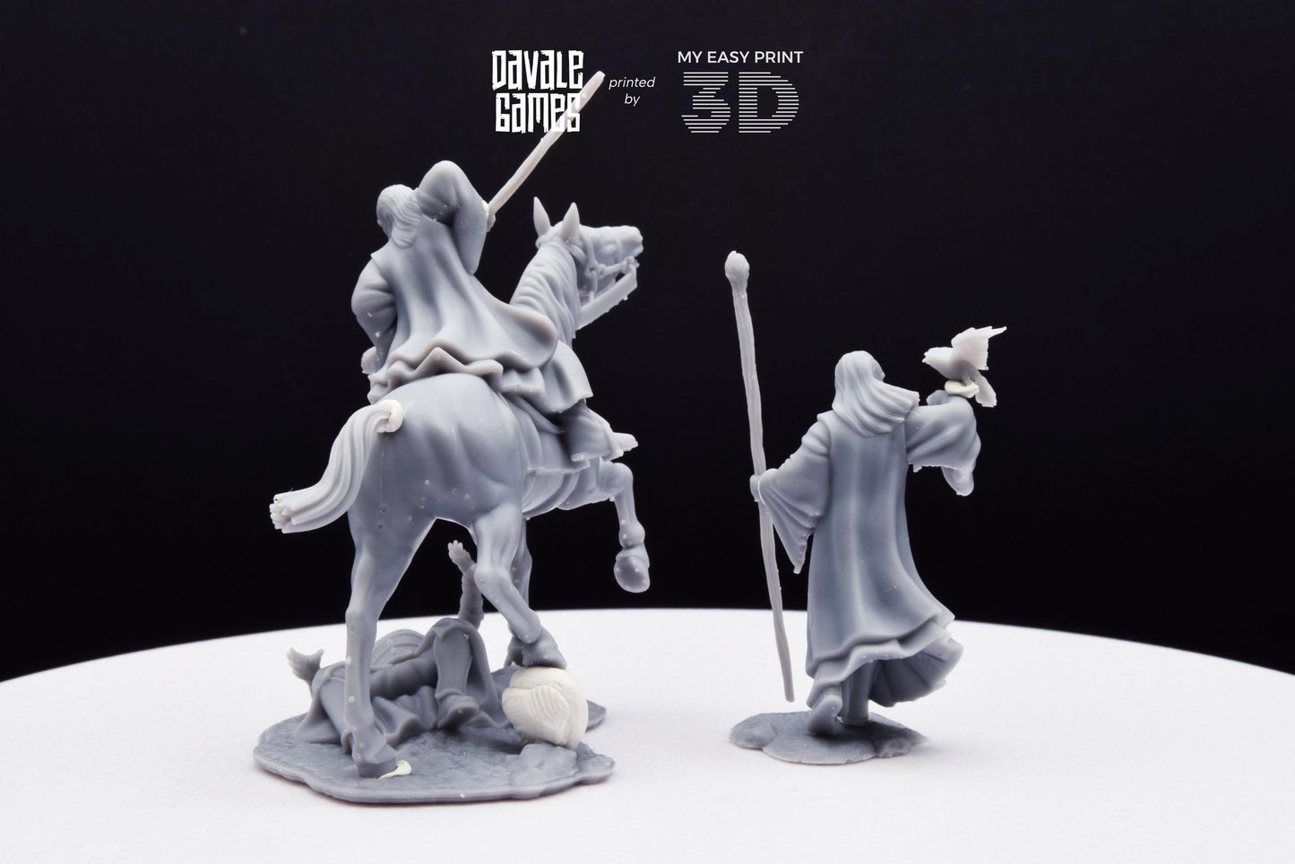 Blood-Handed Mage - Foot and Mounted - Davale Games - 3D Printed with high quality resin for LOTR/D&D games