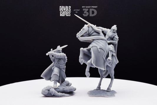 West Humans Hammer Lord - Foot and Mounted - Davale Games - 3D Printed with high quality resin for LOTR/D&D games