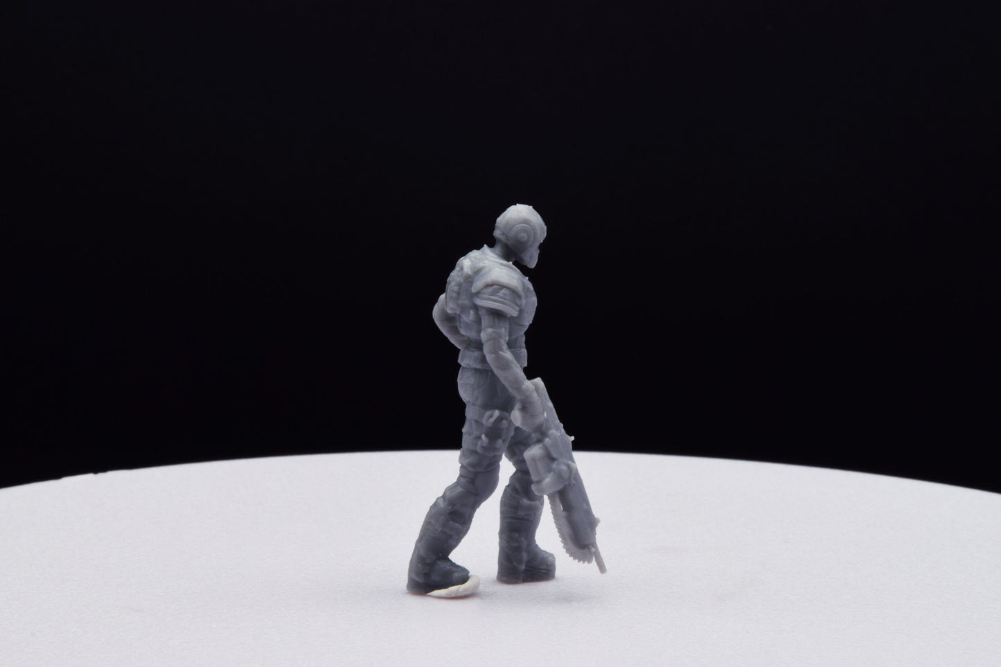 Gears Of War COG Soldier Winter Female Miniature - TheSTLSmith - 3D Printed with high quality resin for Skirmish/D&D games