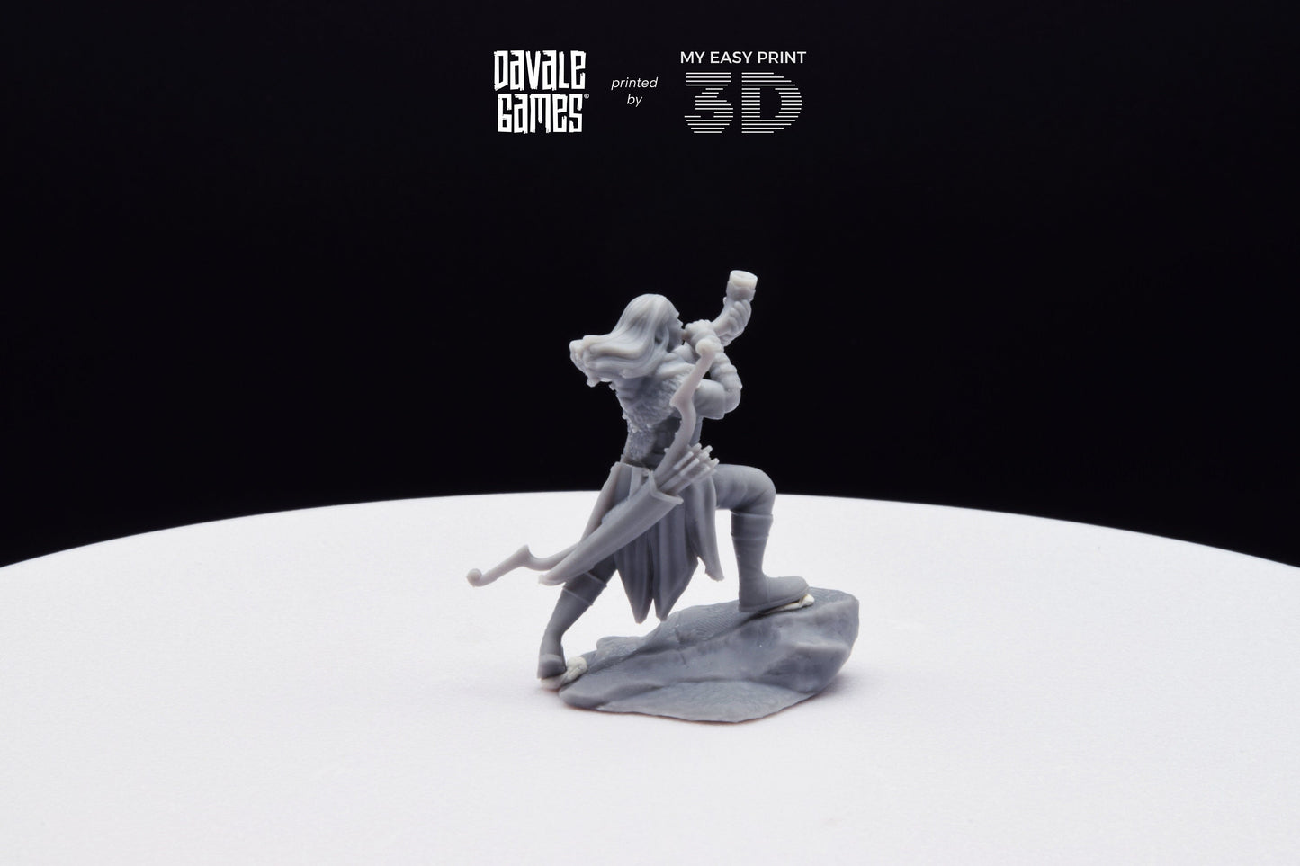 Wood Elf with Horn - Davale Games - 3D Printed with high quality resin for LOTR/D&D games