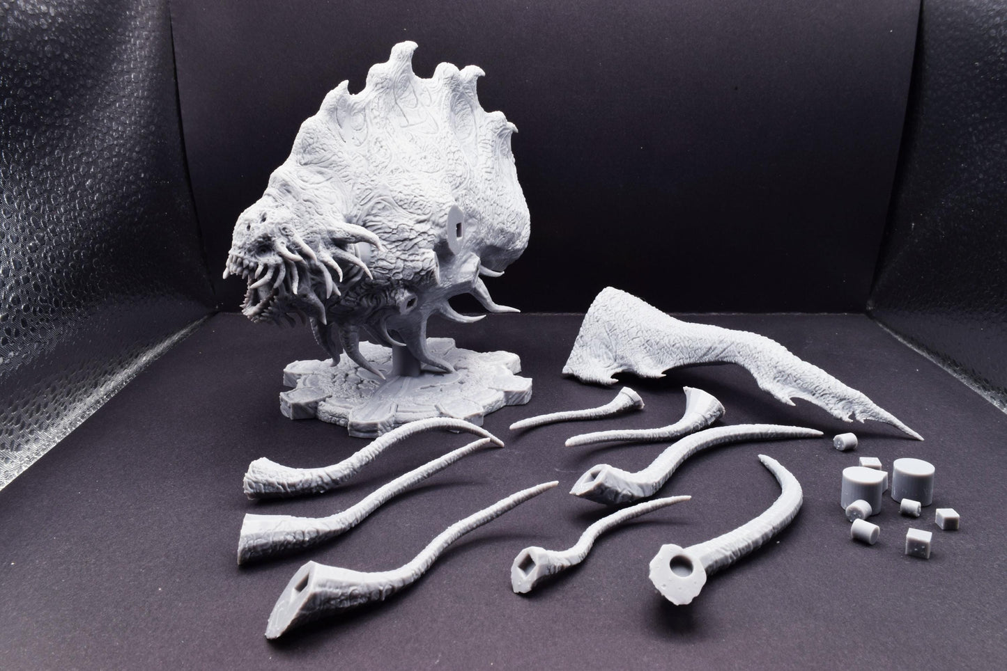 Gears Of War Leviathan Ot Miniature - TheSTLSmith - 3D Printed with high quality resin for Skirmish/D&D games