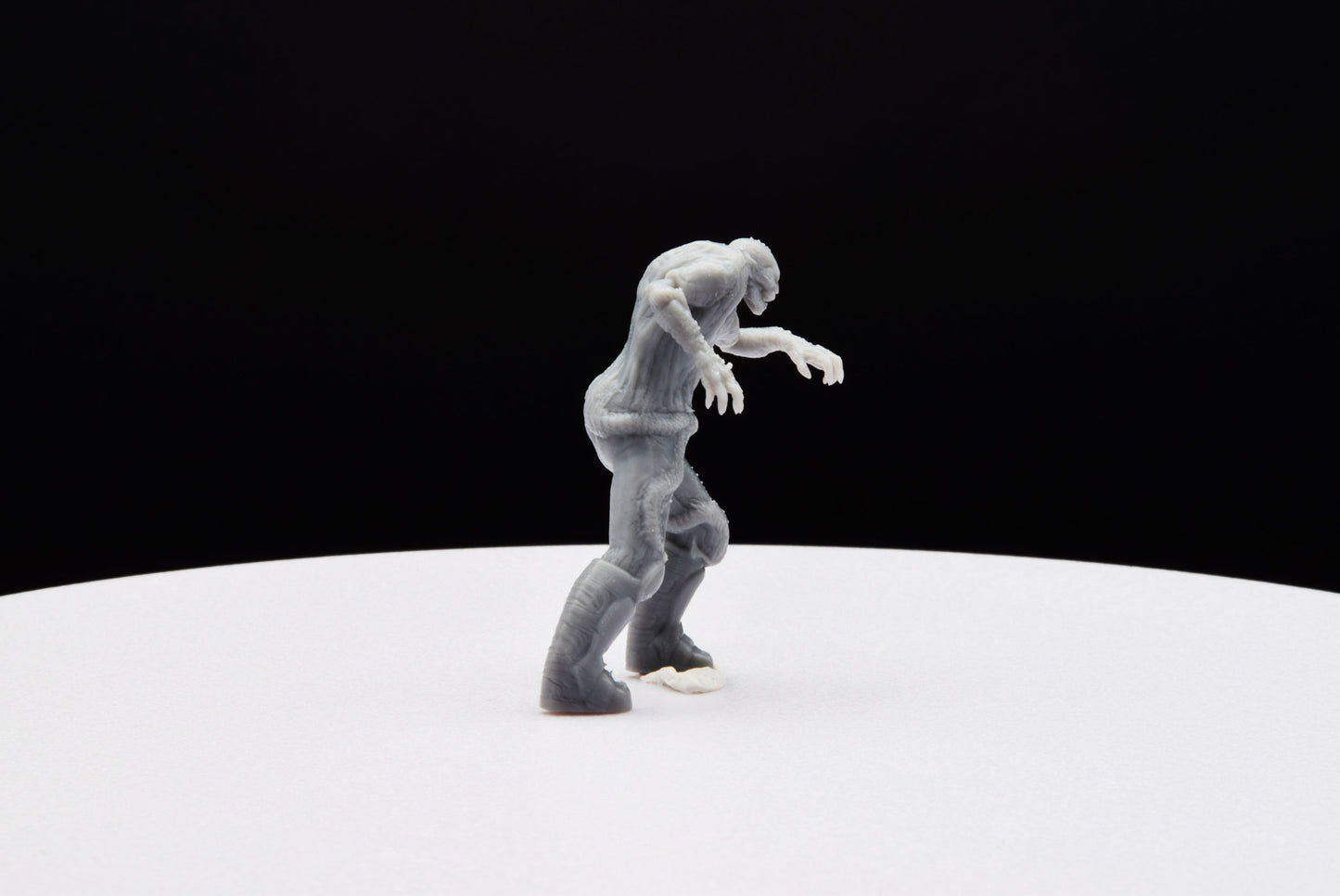 Gears Of War Lambent Former Male Ot Miniature - TheSTLSmith - 3D Printed with high quality resin for Skirmish/D&D games