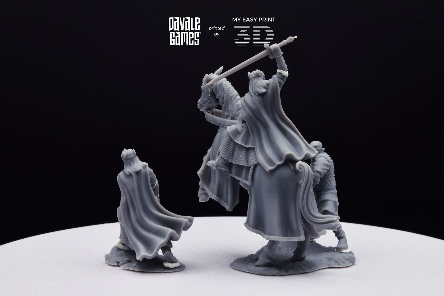 High King of Grey Castle - Foot and Mounted - Davale Games - 3D Printed with high quality resin for LOTR/D&D games