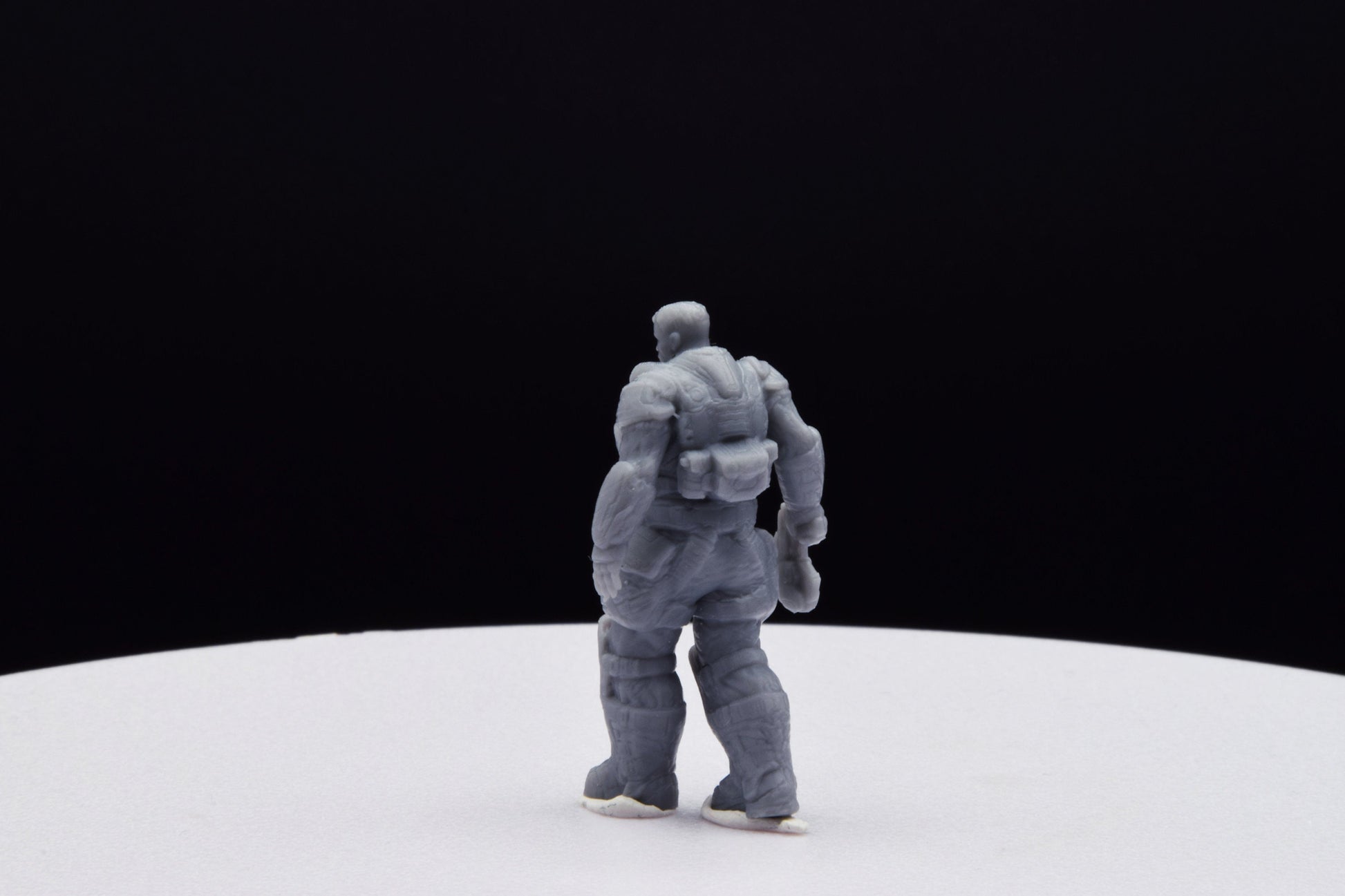 Gears Of War Dominic Santiago Winter Ot Miniature - TheSTLSmith - 3D Printed with high quality resin for Skirmish/D&D games
