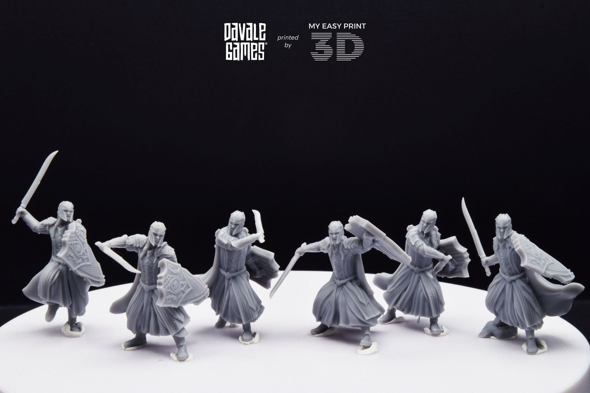 Armoured Wood Elf with Sword - Davale Games - 3D Printed with high quality resin for LOTR/D&D games