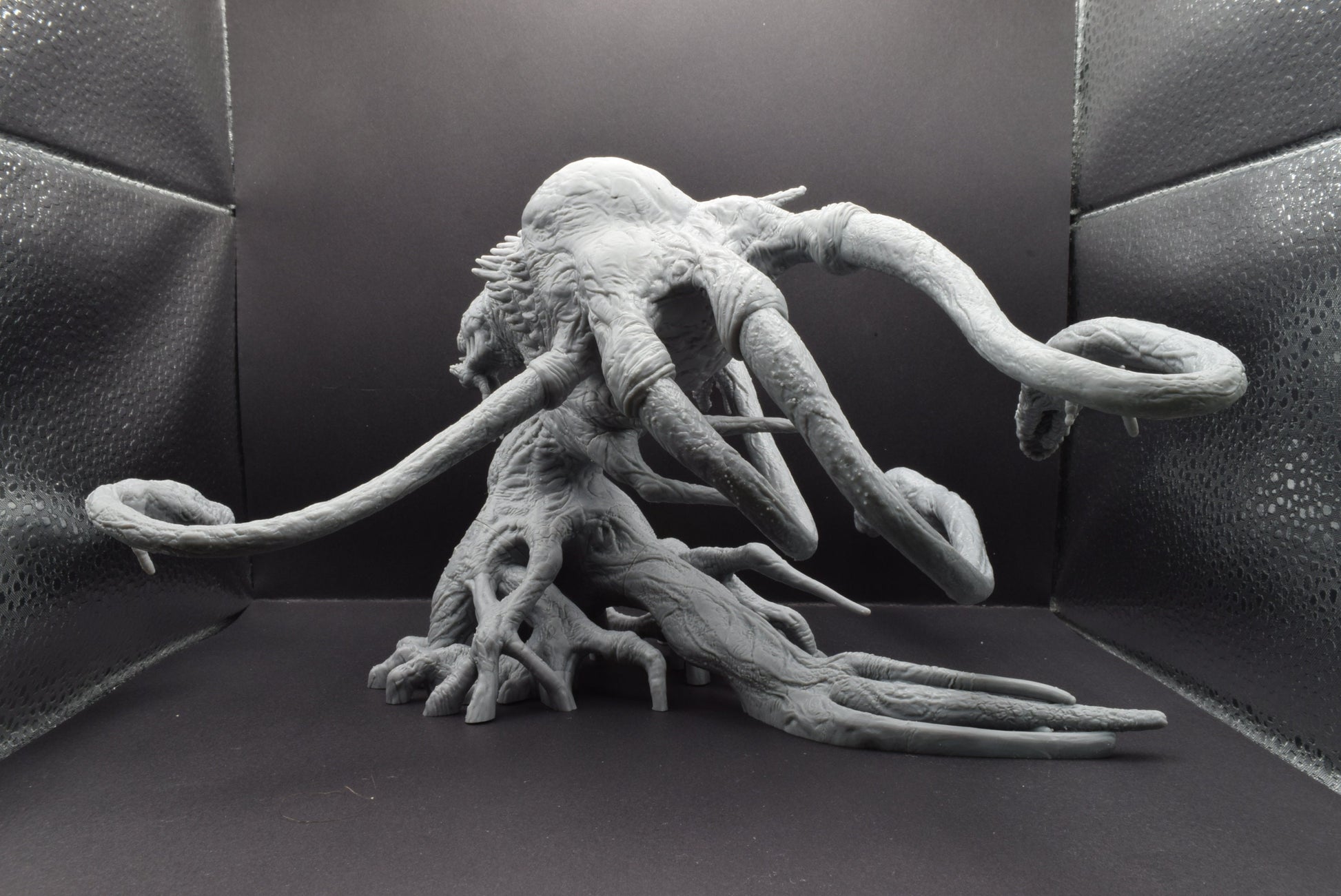 Gears Of War Lambent Brumak Ot Miniature - TheSTLSmith - 3D Printed with high quality resin for Skirmish/D&D games