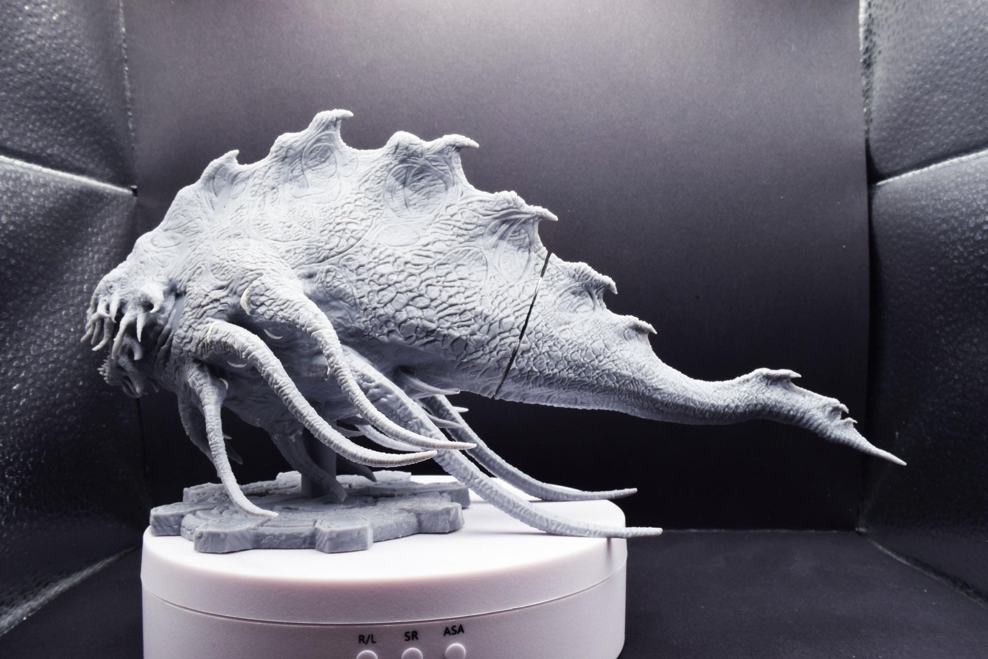 Gears Of War Leviathan Ot Miniature - TheSTLSmith - 3D Printed with high quality resin for Skirmish/D&D games