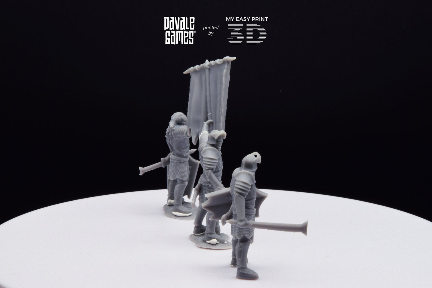 Blood-Handed Command Group - Davale Games - 3D Printed with high quality resin for LOTR/D&D games