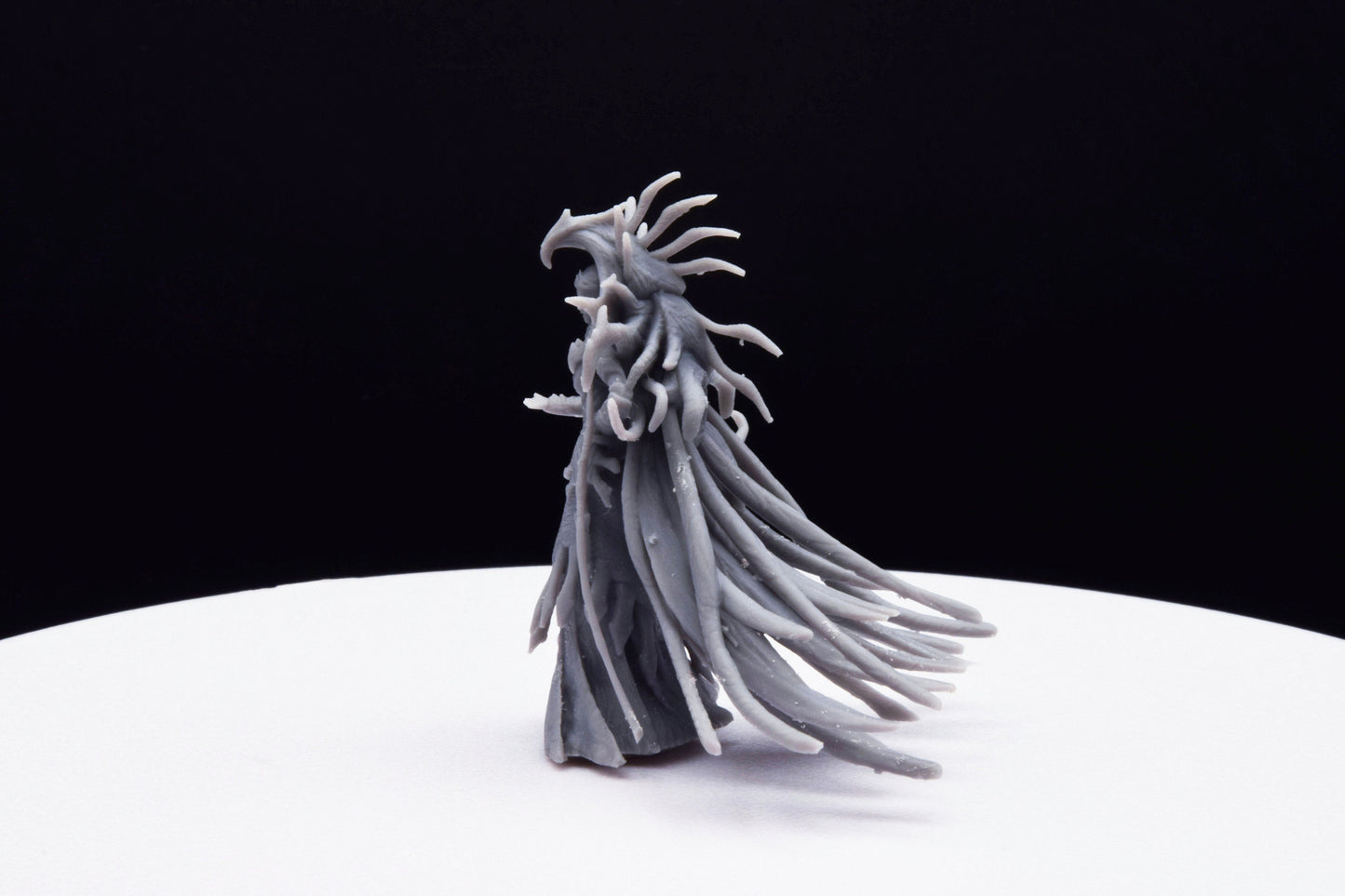 Gears Of War Queen Myrrah Ot Miniature - TheSTLSmith - 3D Printed with high quality resin for Skirmish/D&D games