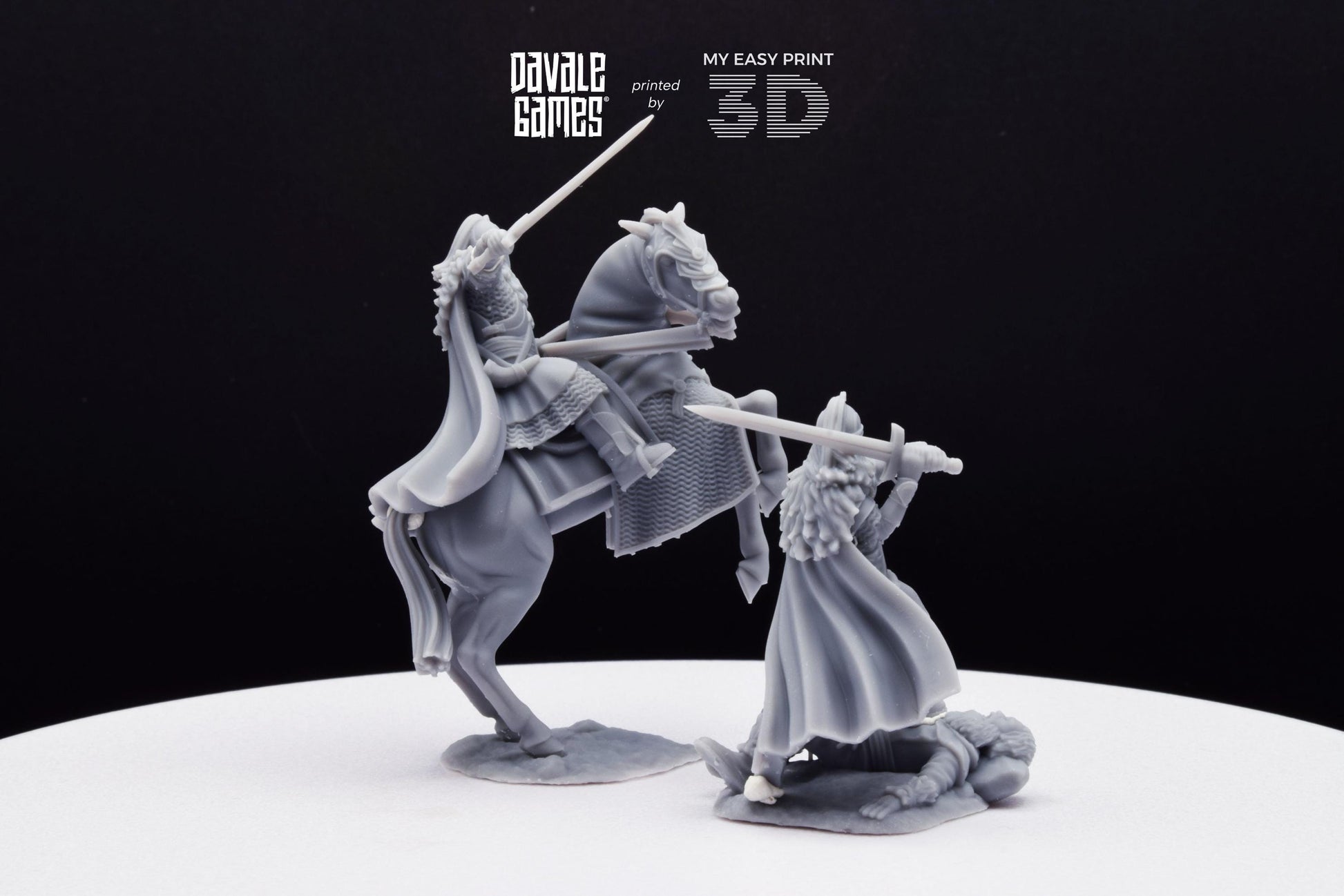 West Humans Hammer Lord - Foot and Mounted - Davale Games - 3D Printed with high quality resin for LOTR/D&D games