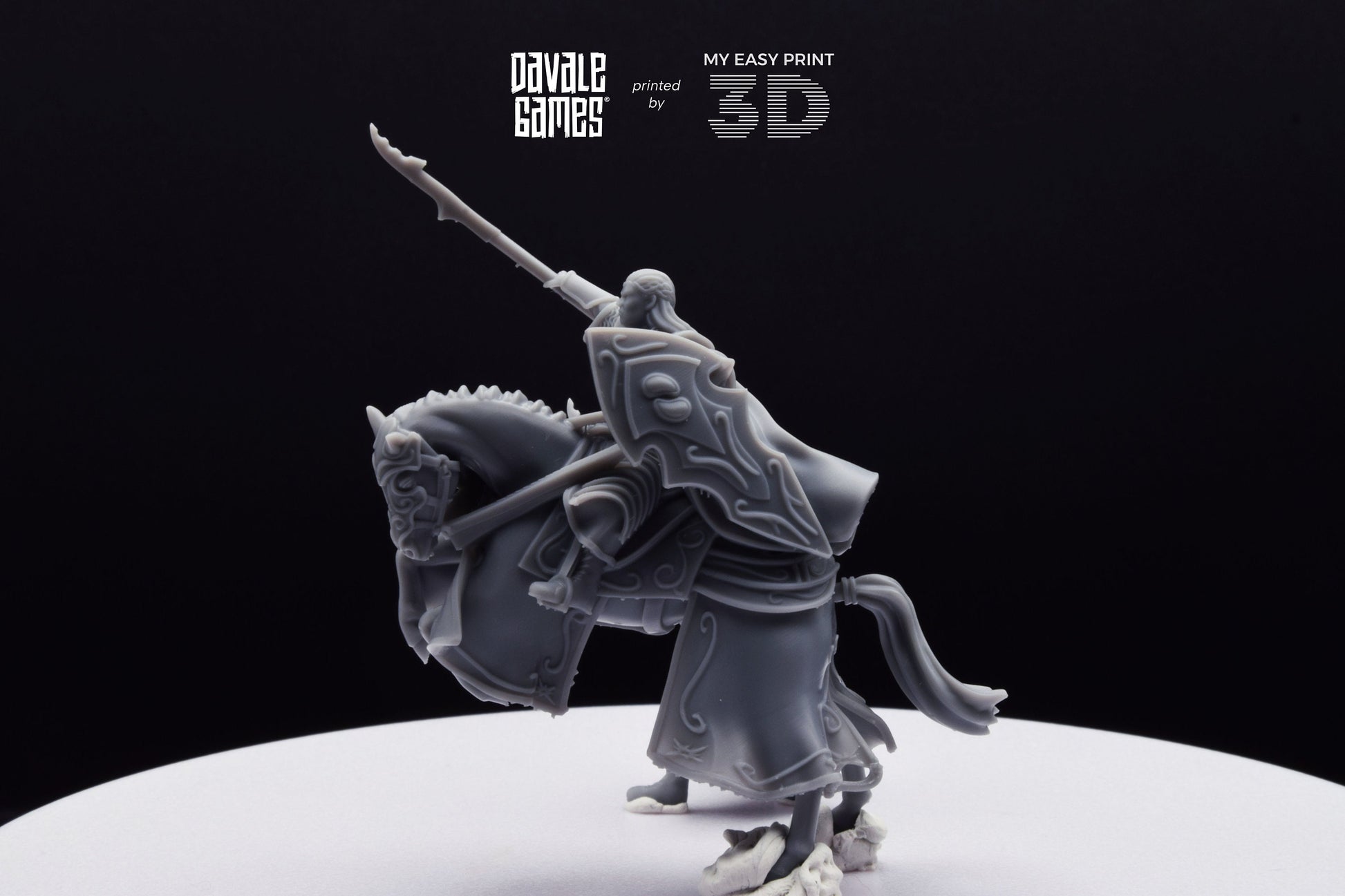 Bloody Elf King - Foot and Mounted - Davale Games - 3D Printed with high quality resin for LOTR/D&D games