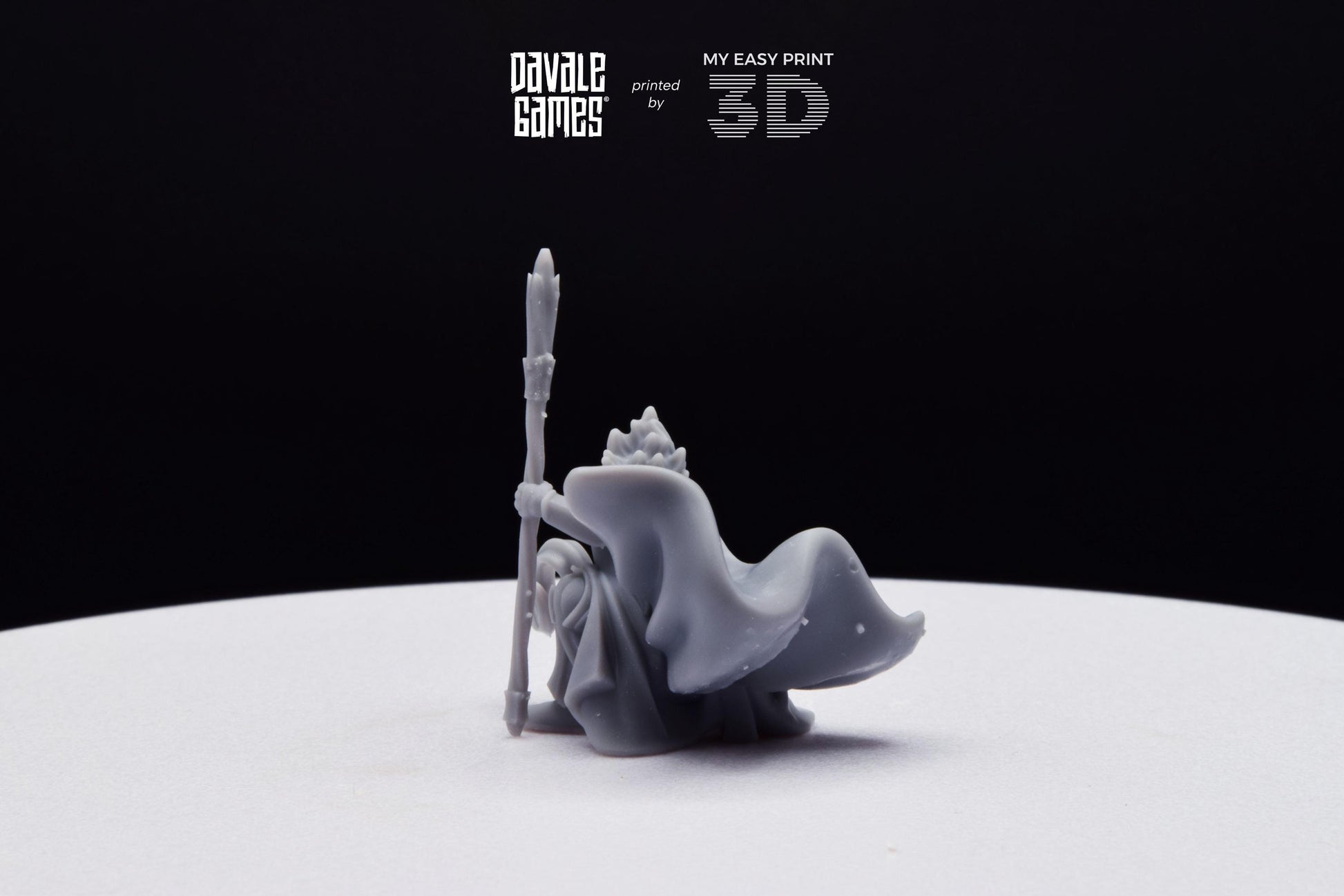Bloody Storm Wizard - Davale Games - 3D Printed with high quality resin for LOTR/D&D games