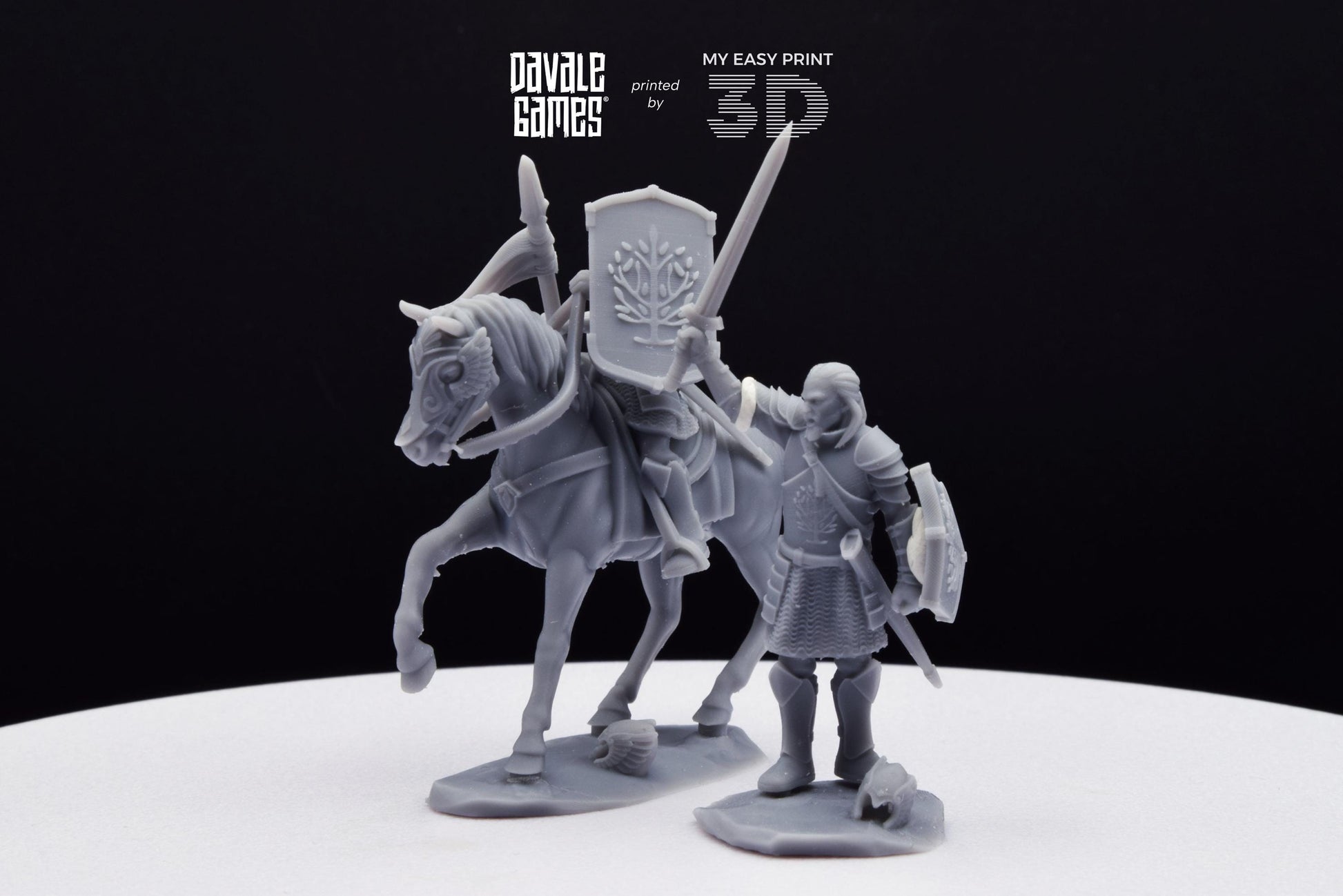 Grey Castle Captain [Ver. 2] - Foot and Mounted - Davale Games - 3D Printed with high quality resin for LOTR/D&D games