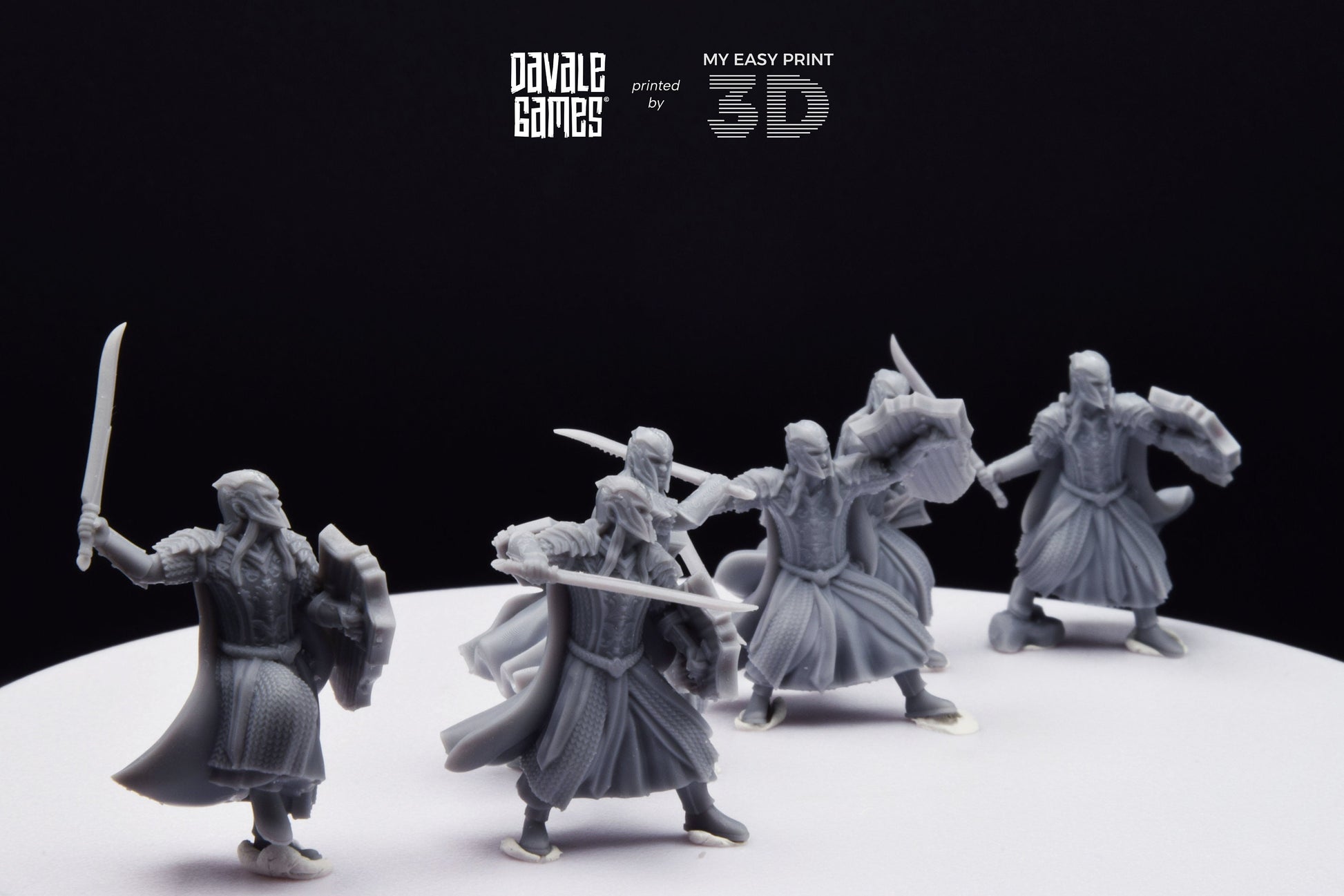 Armoured Wood Elf with Sword - Davale Games - 3D Printed with high quality resin for LOTR/D&D games