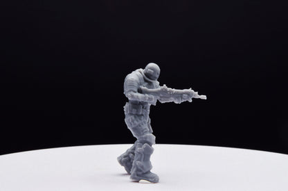 Gears Of War UIR Soldier Male [4] Miniature - TheSTLSmith - 3D Printed with high quality resin for Skirmish/D&D games