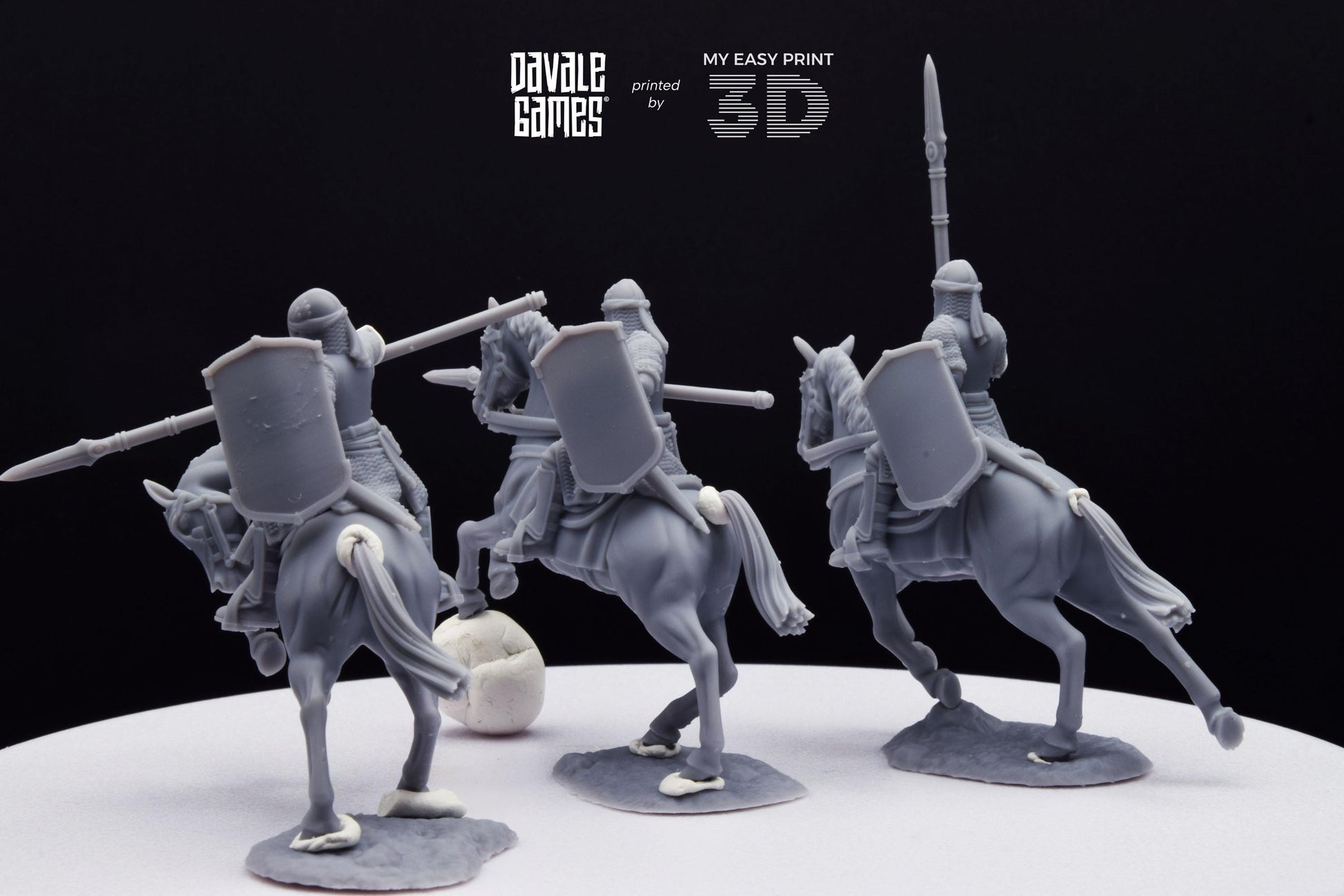 North Warrior Riders with Spear and Shield - Davale Games - 3D Printed with high quality resin for LOTR/D&D games